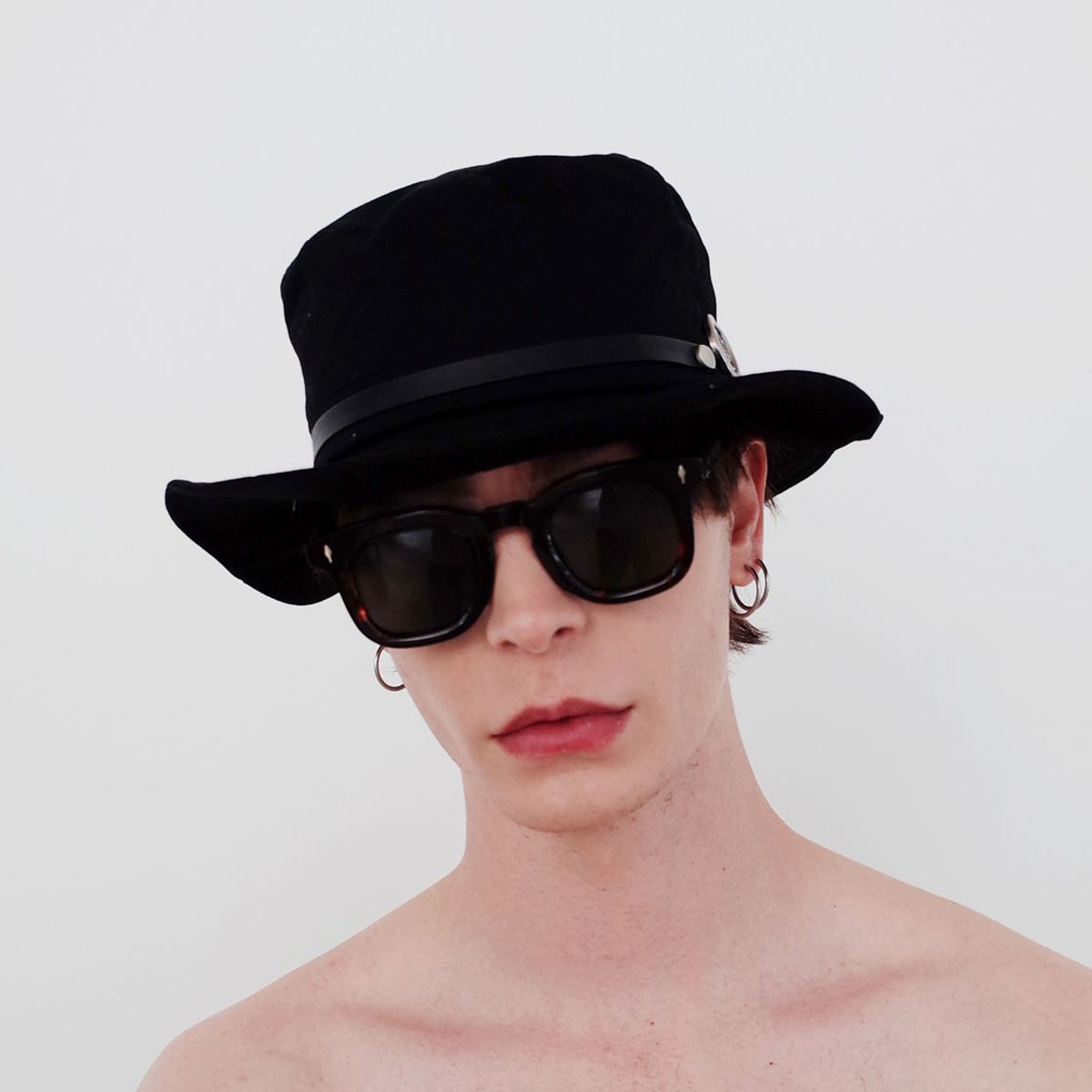 빈스모크(VINSMOKE) Western Bucket hat [BLACK]