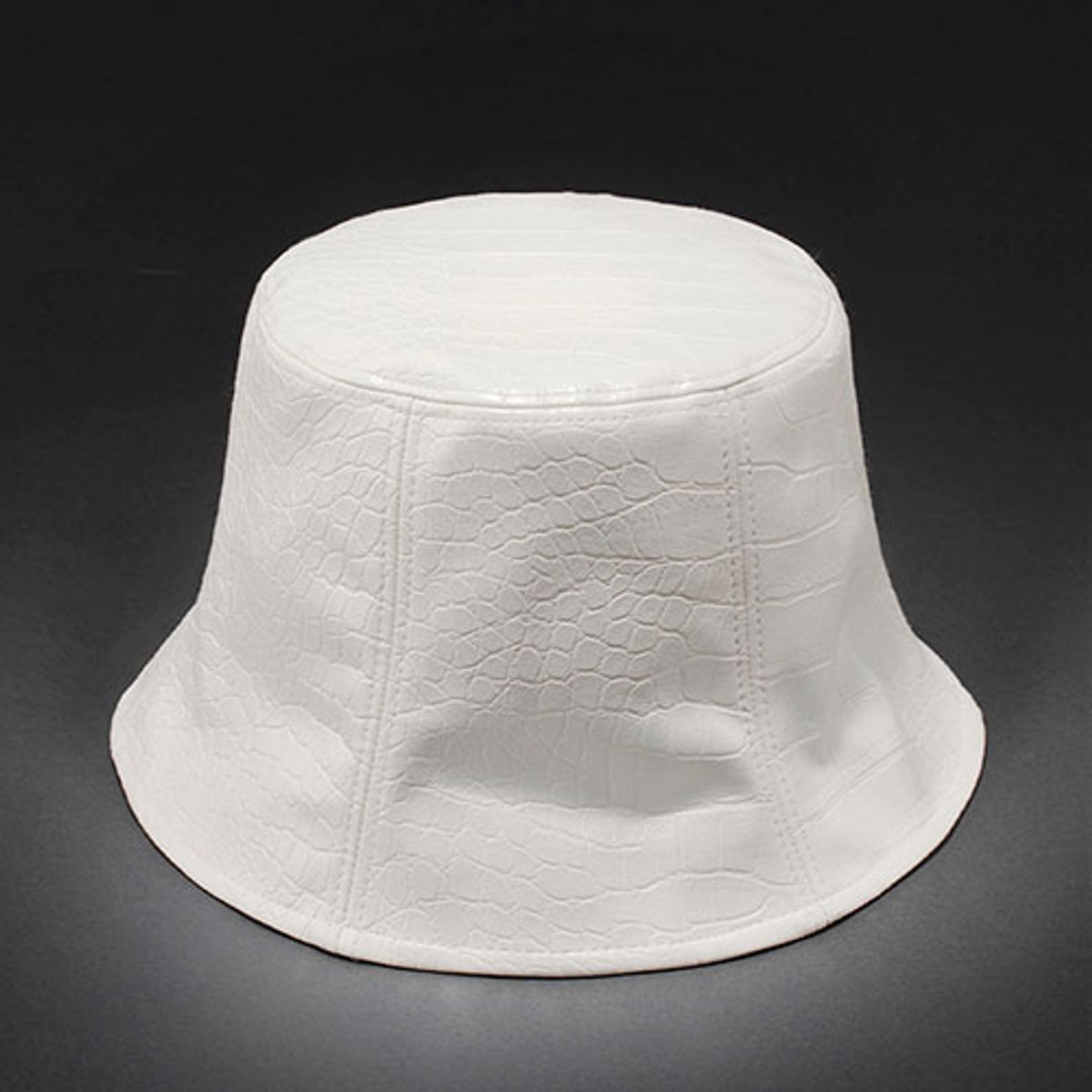 빈스모크(VINSMOKE) KHERTY 버킷햇 [WHITE]