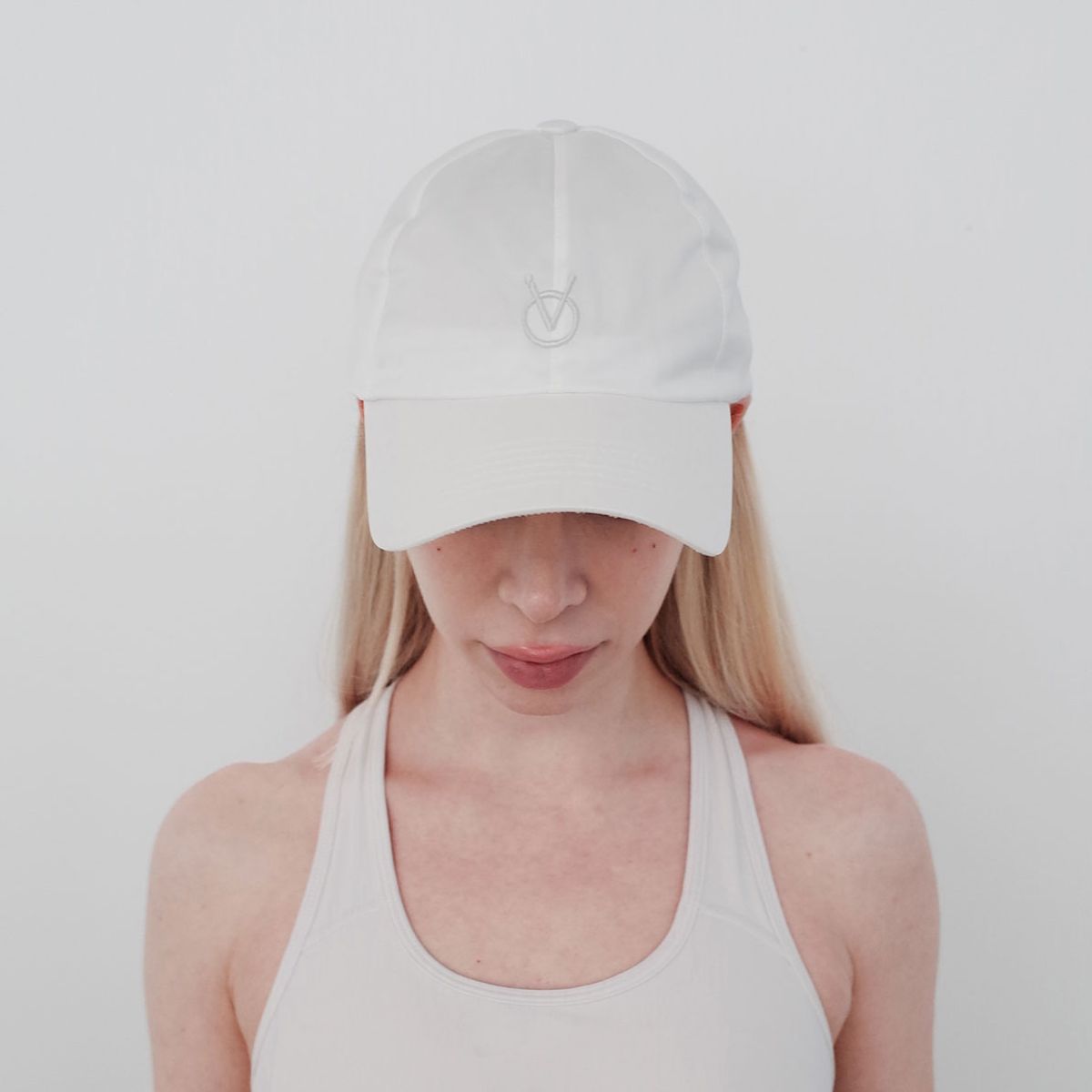 빈스모크(VINSMOKE) OV Sports [WHITE] 볼캡 [SOFT FIT]