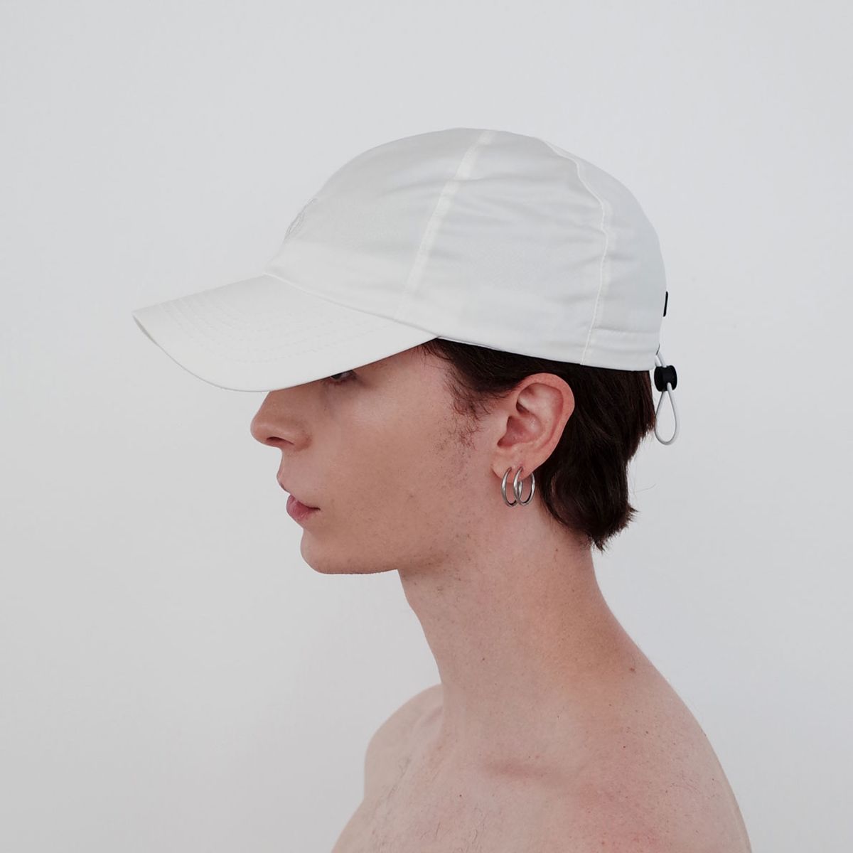 빈스모크(VINSMOKE) OV Sports [WHITE] 볼캡 [SOFT FIT]