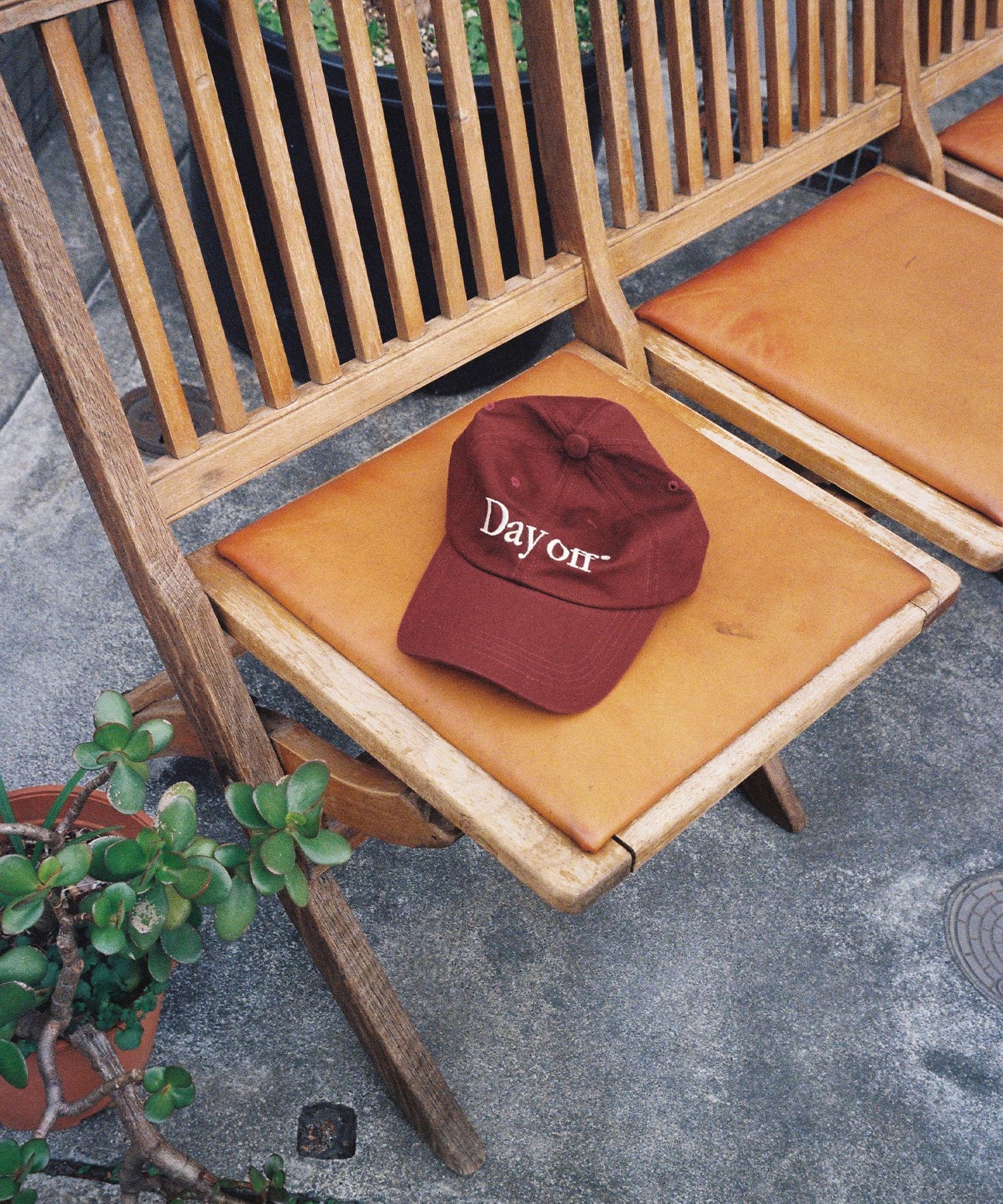 MUSINSA公式 | AECA WHITE DAY OFF CAP-BROWN