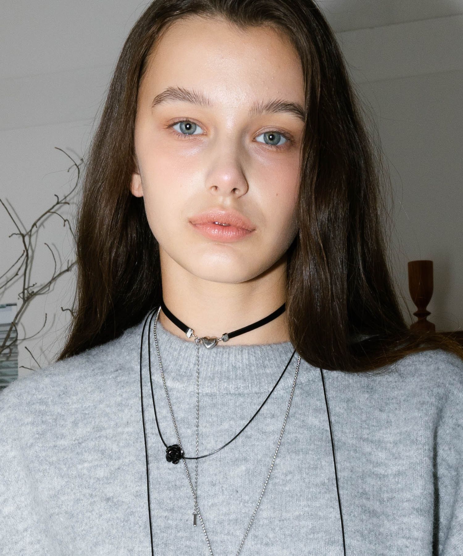 MUSINSA | PEARLY MORE Heart Magnet Leather Choker Necklace