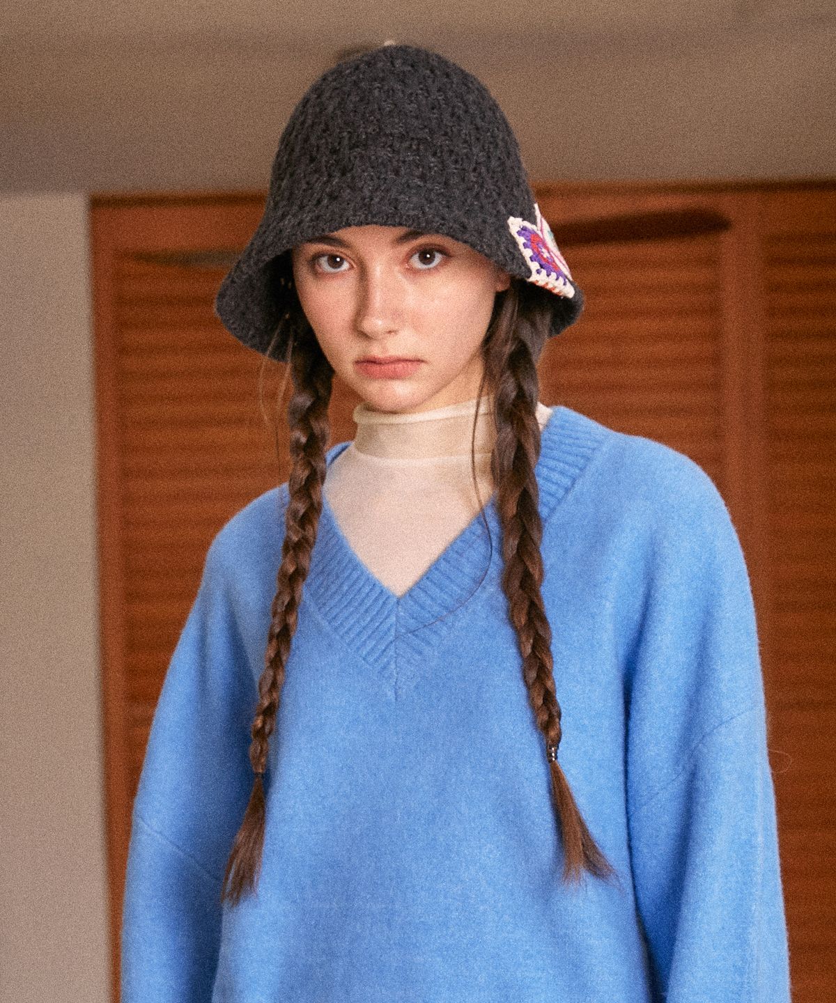 엘케블룸(ELKE BLOEM) F/W FLOWER NET CHARCOAL BUCKET HAT