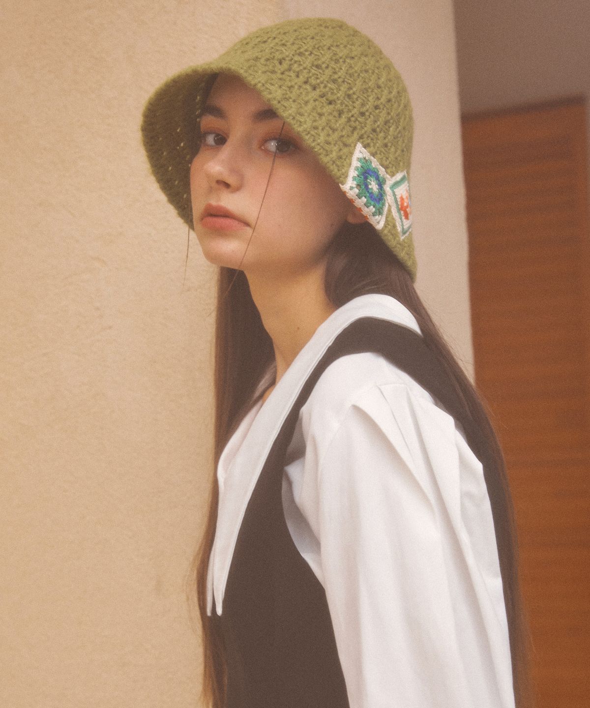 엘케블룸(ELKE BLOEM) F/W FLOWER NET GREEN BUCKET HAT