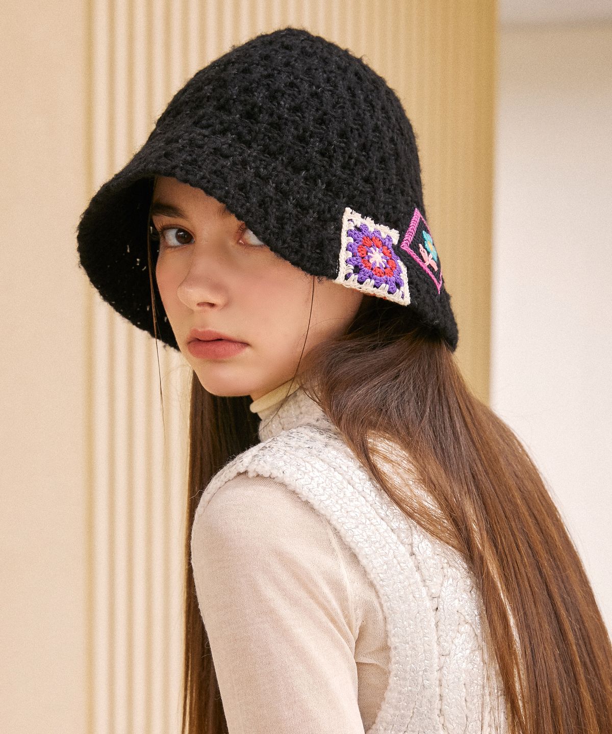 엘케블룸(ELKE BLOEM) F/W FLOWER NET BLACK BUCKET HAT
