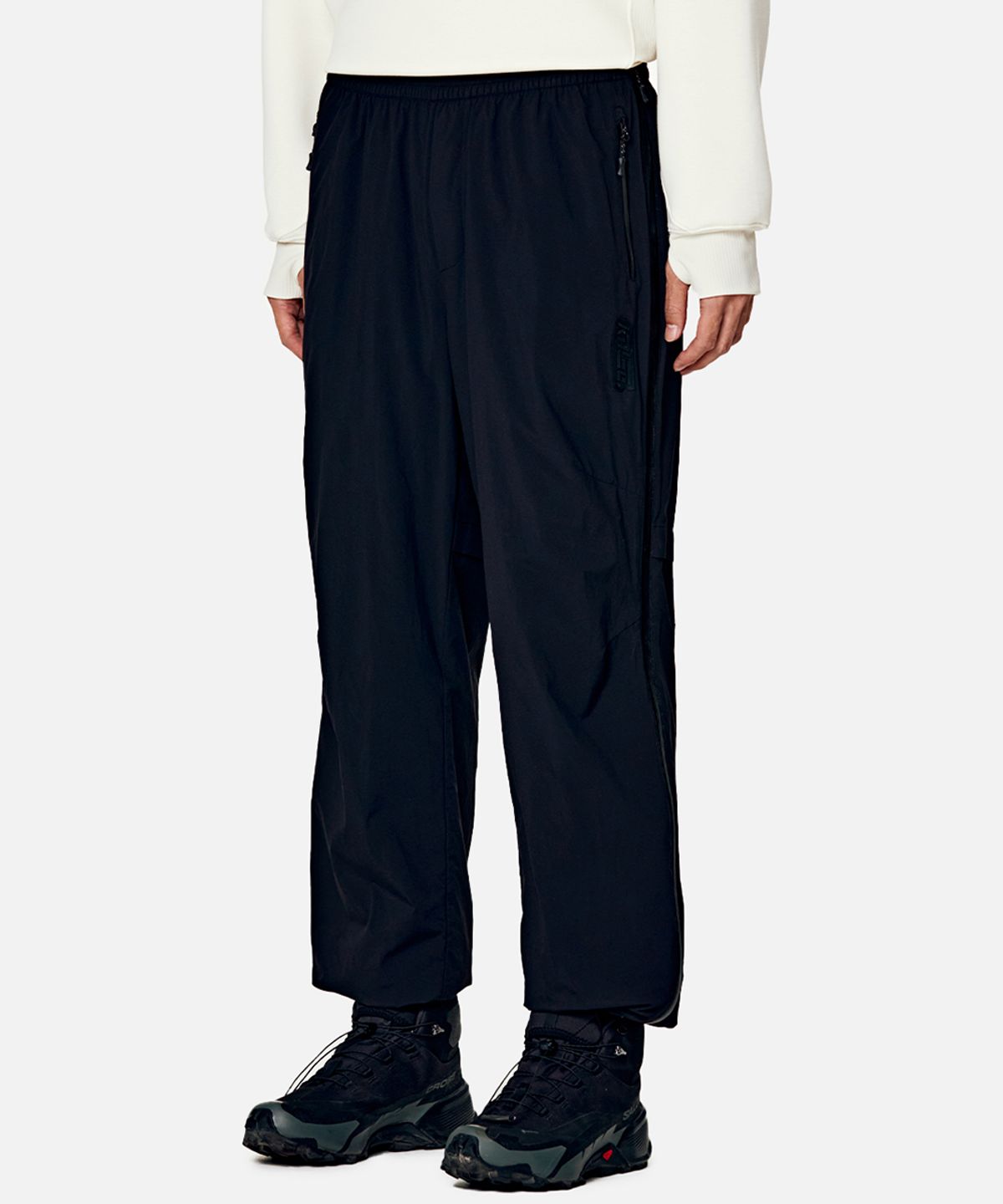 칼렉(KALEG) UNISEX WARM UP PANTS BLACK