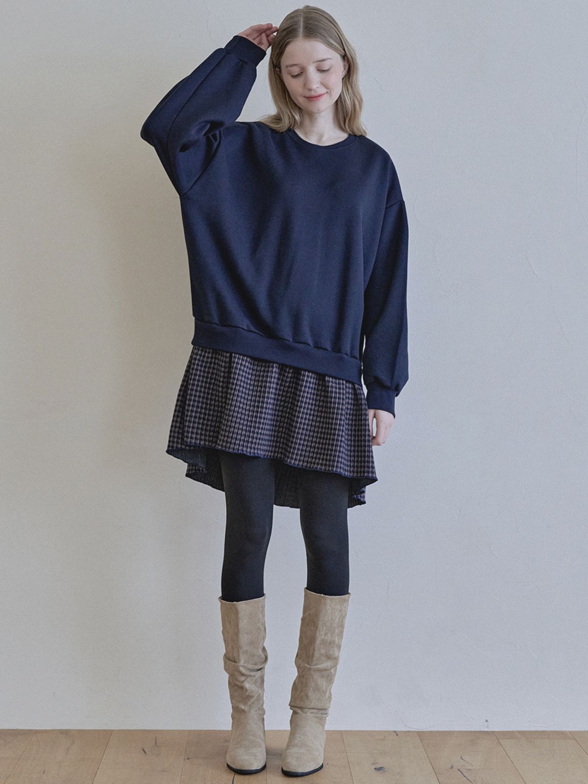 아방(AVANT-G) Check Combi Sweatshirt Mini Dress - NAVY (기모)