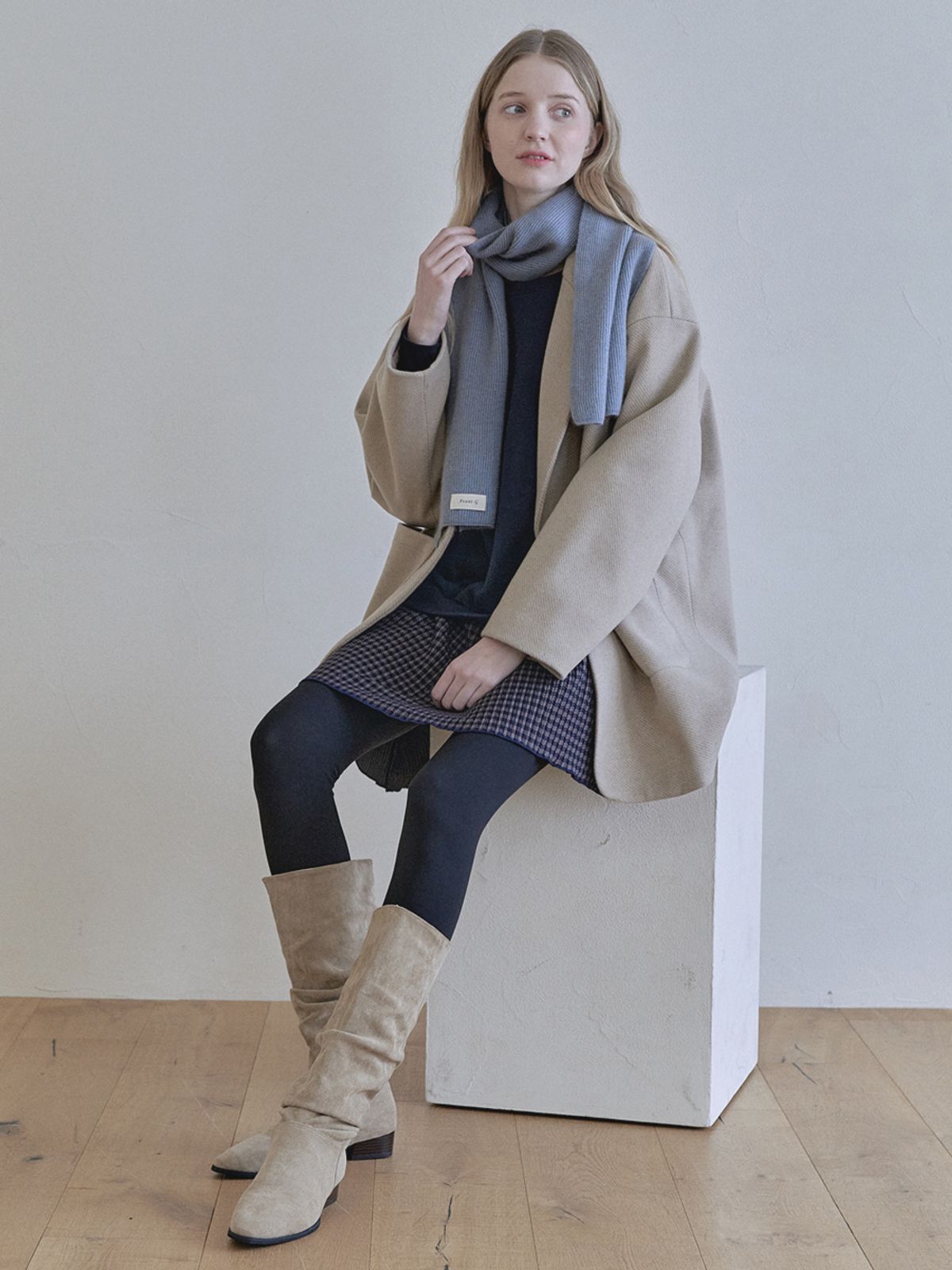 아방(AVANT-G) Wool knit muffler - BLUE