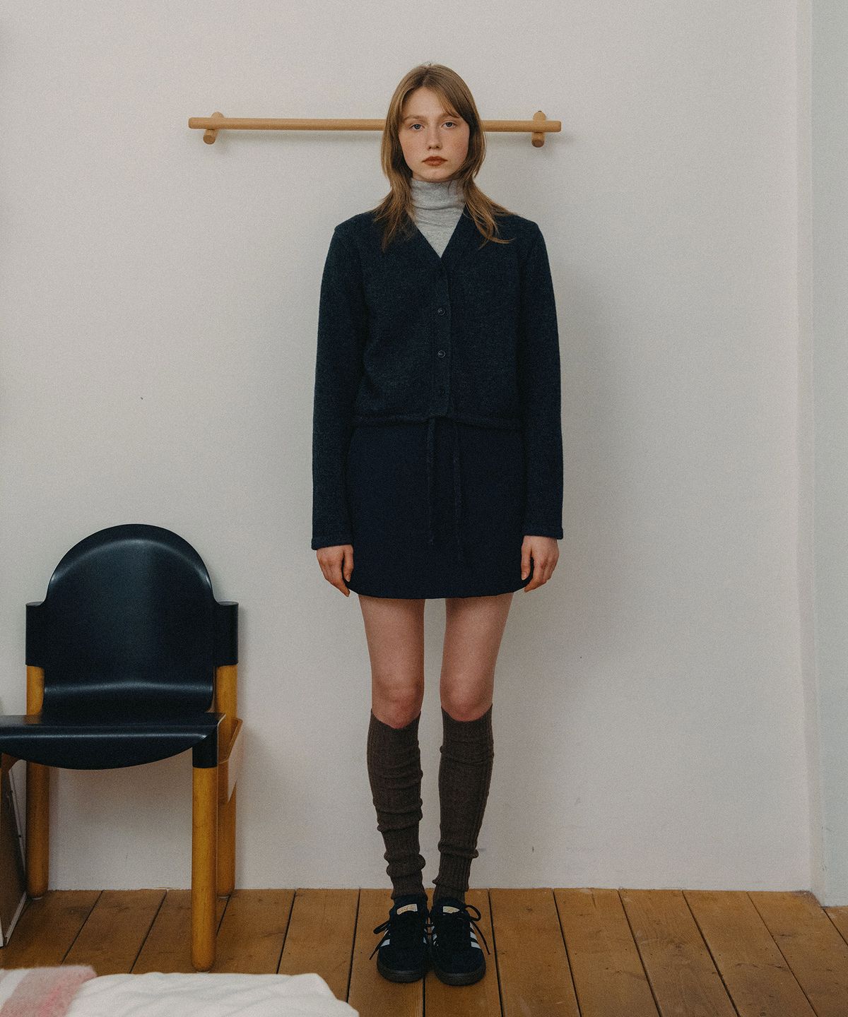유라고(URAGO) Wool string crop cardigan