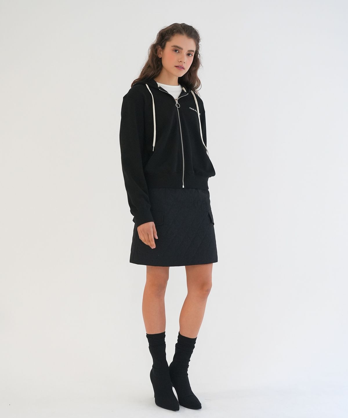 폴앤앨리스(PAUL&ALICE) QUILTED MINI SKIRT / BLACK