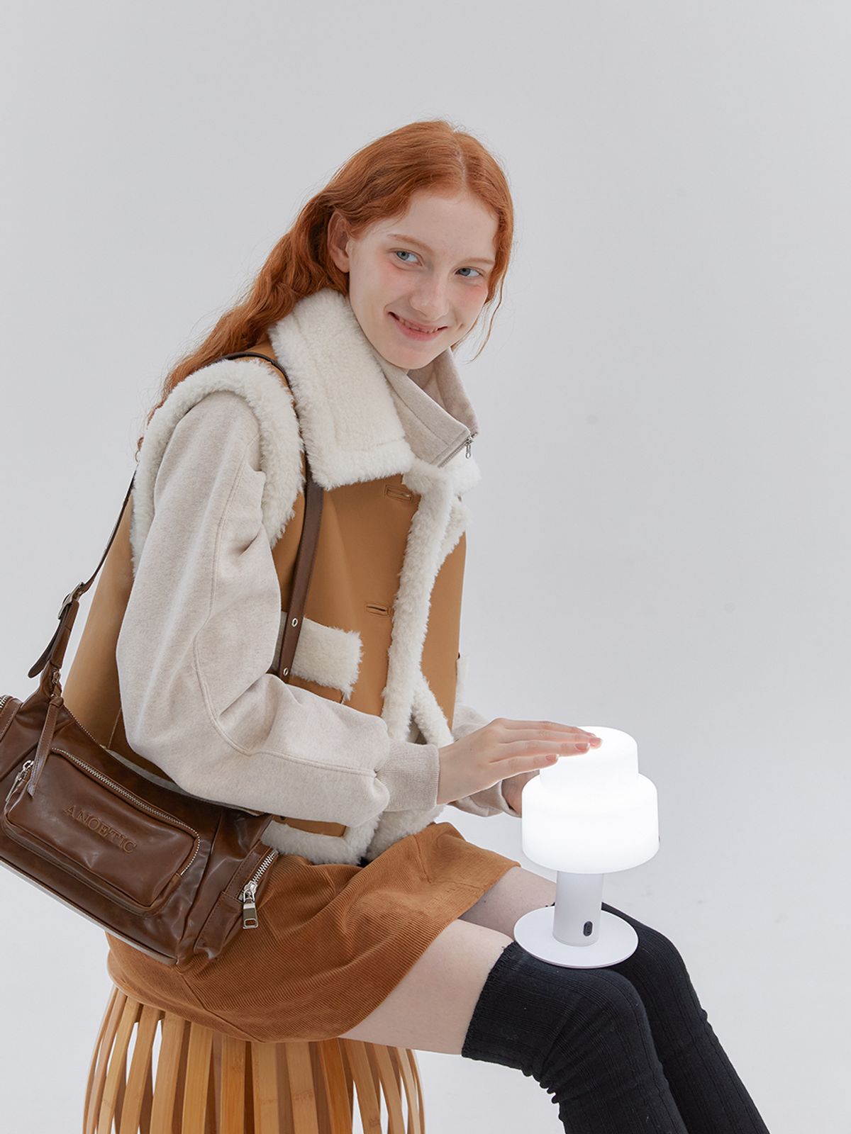 아노에틱(ANOETIC) SIGMA CAKE PORTABLE STAND LAMP_WHITE