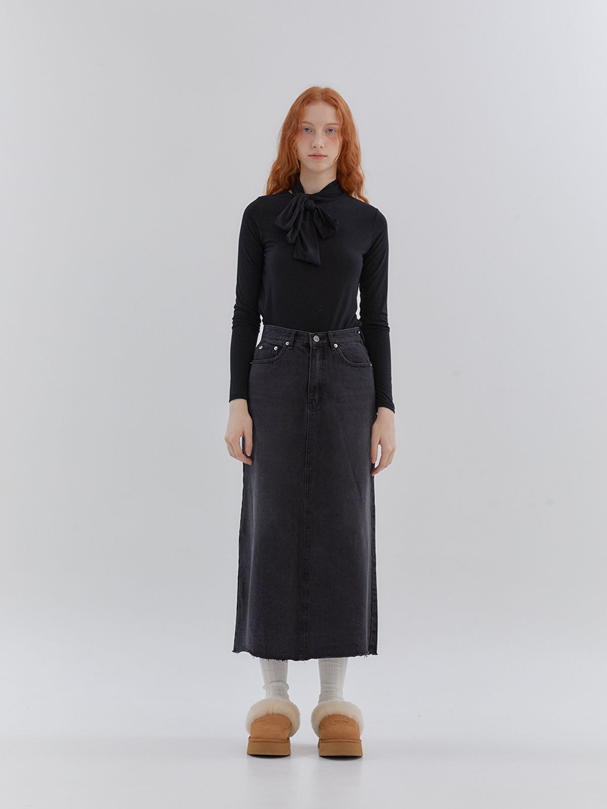 아노에틱(ANOETIC) RIBBON SCARF TURTLENECK TOP_BLACK