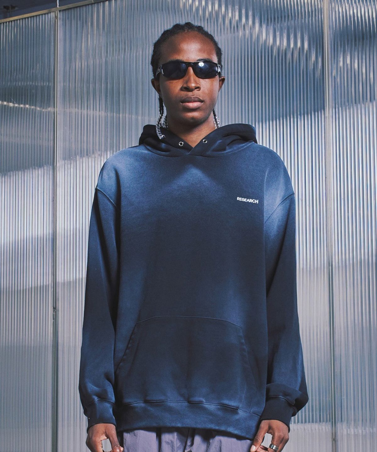 에프디알(FDR) White Air Brushed Blue Print Hood_Black