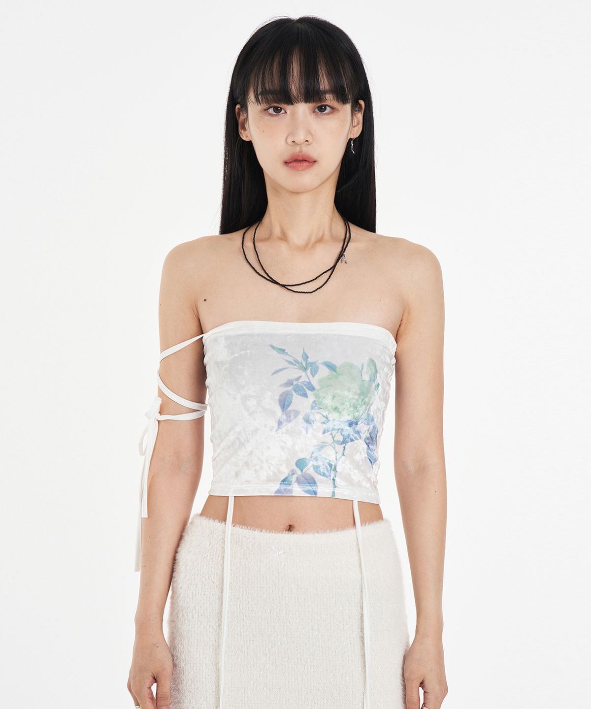 어세이(ASSAY) VELVET STRING TUBE TOP ROSE (WHITE)