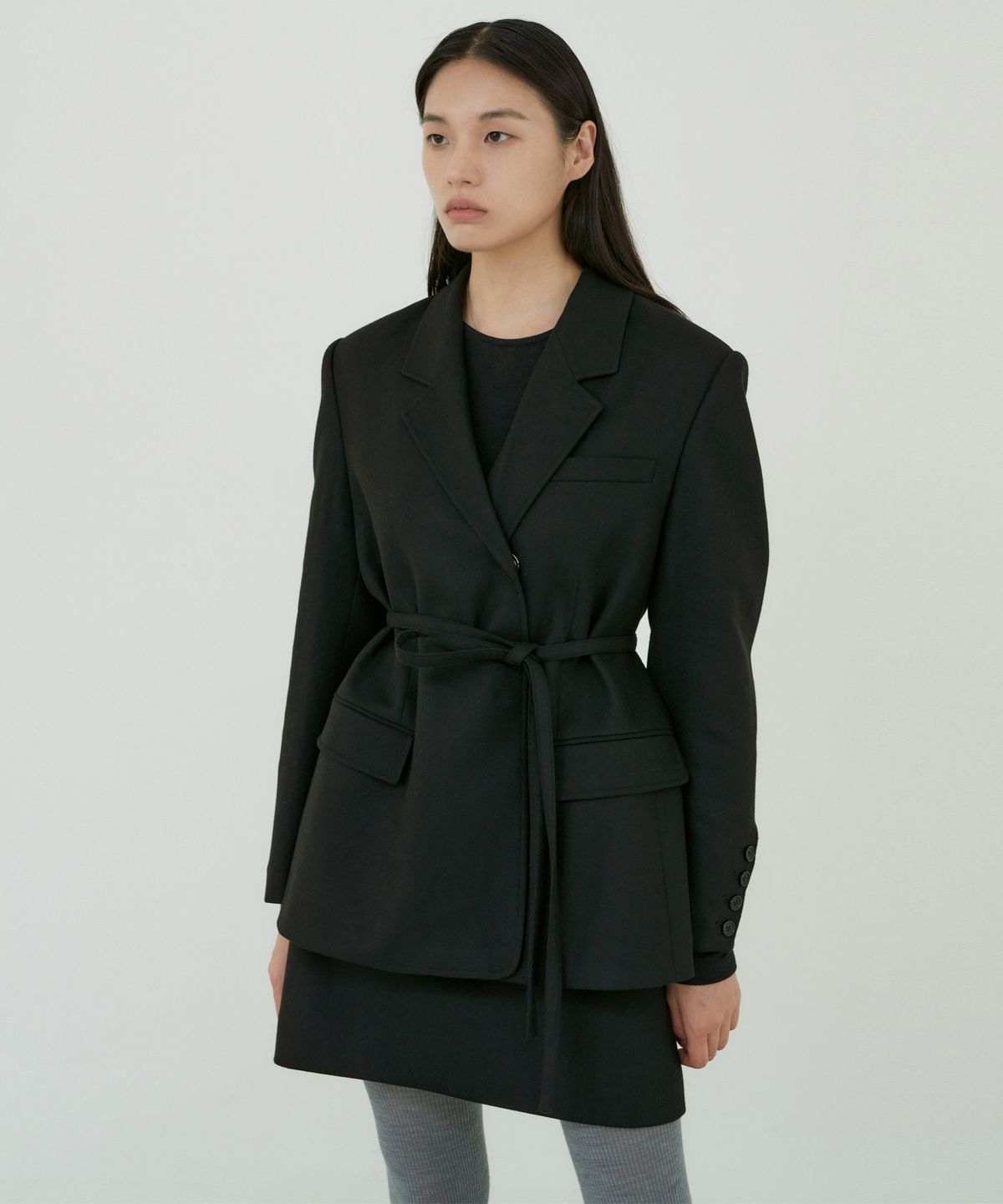 오떼뜨(OCTETTE) WOOL BOY-TAILRED JACKET_BLACK