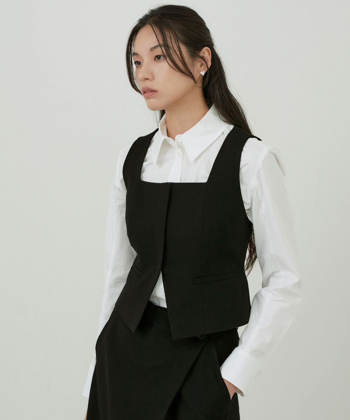 오떼뜨(OCTETTE) SQUARE WOOL VEST_2COLOR