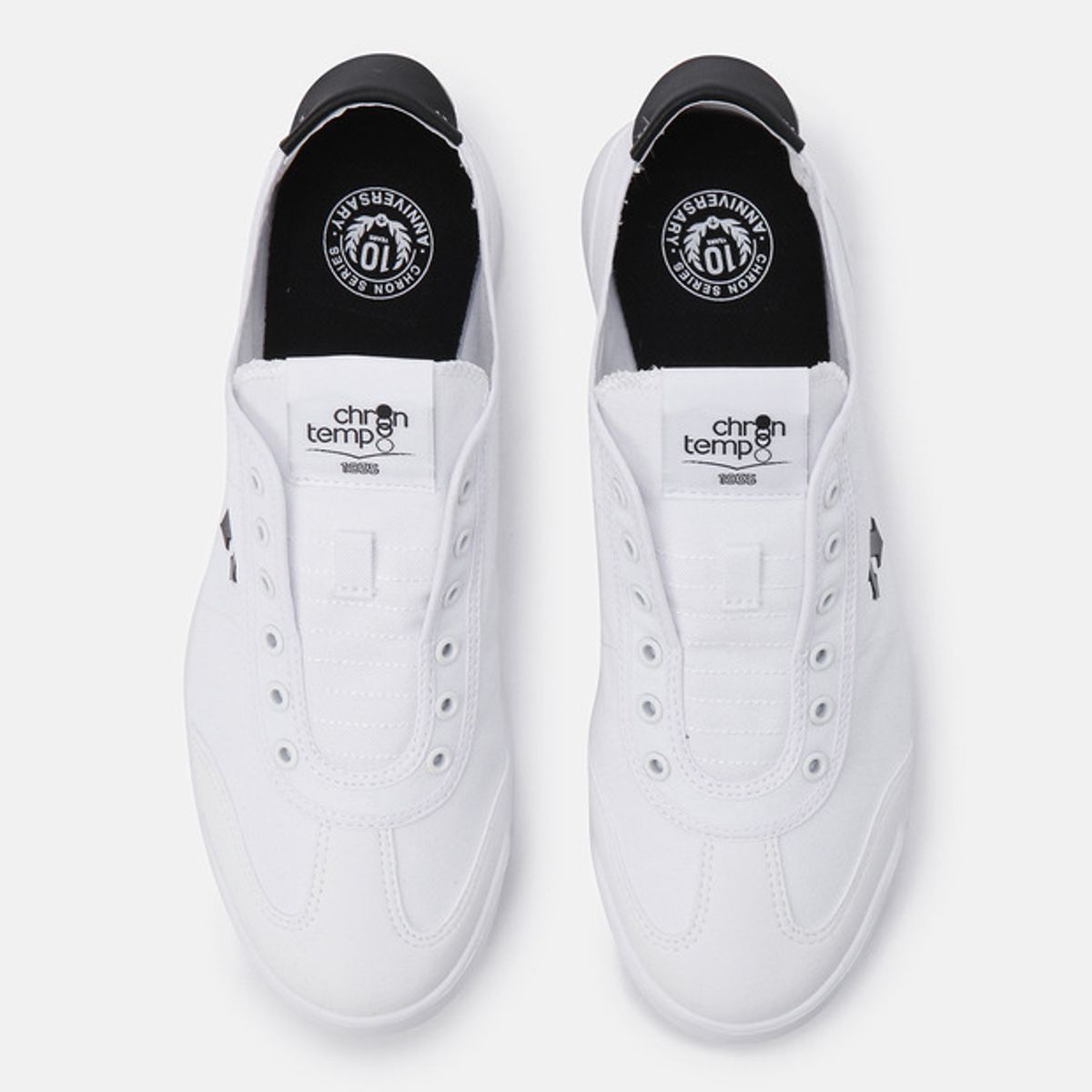데상트(DESCENTE) 크론템포 슬립온 블랙 화이트  SR323LSN71