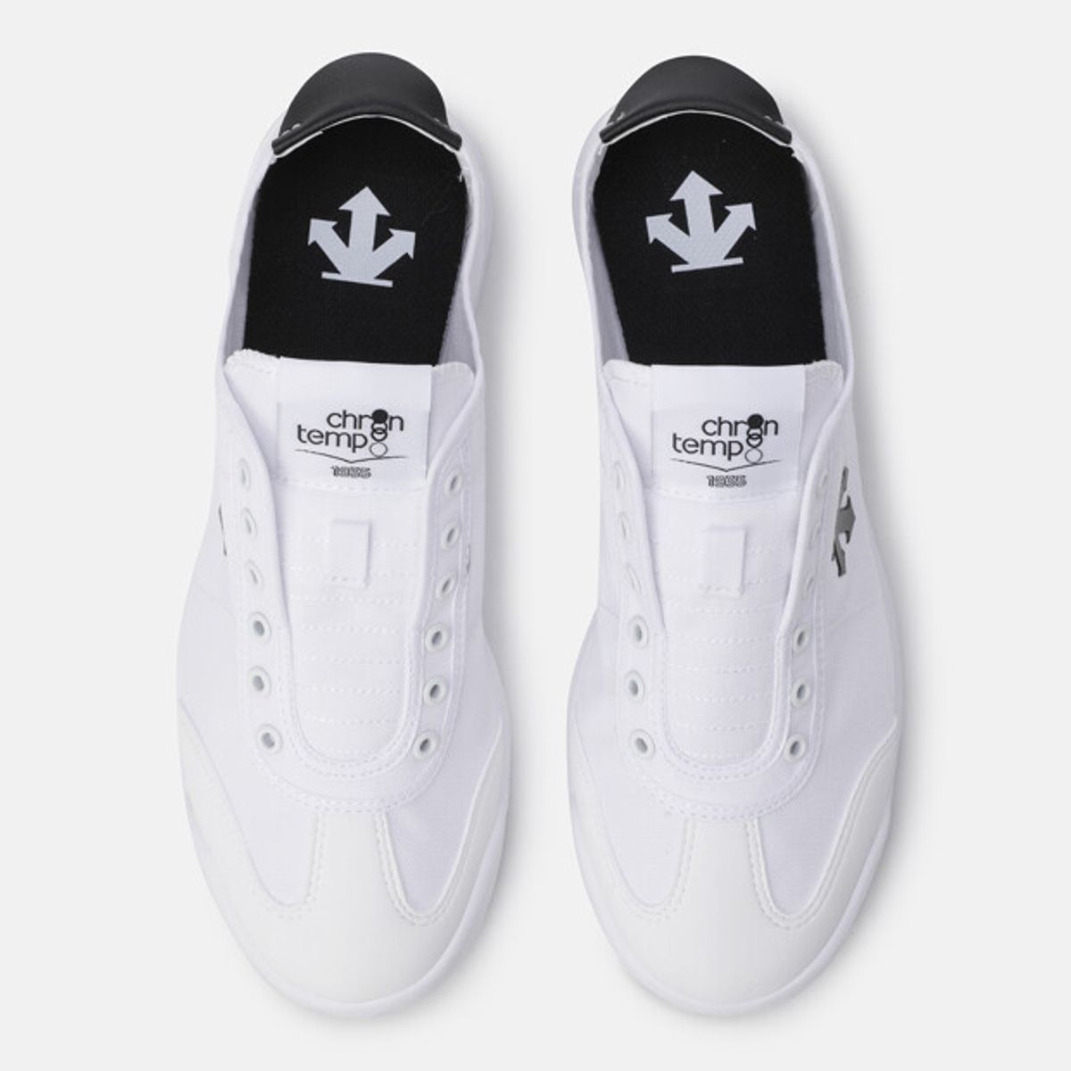 데상트(DESCENTE) 크론템포 슬립온 블랙 화이트  SR323LSN71