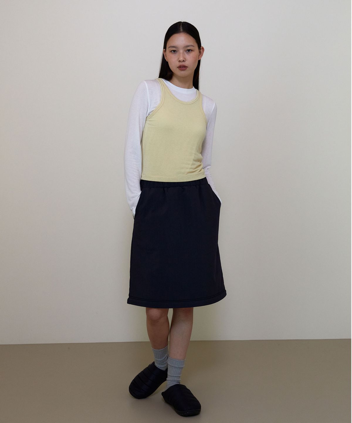 38컴온커먼(38COMEONCOMMON) Padded detachable skirt (Charcoal)