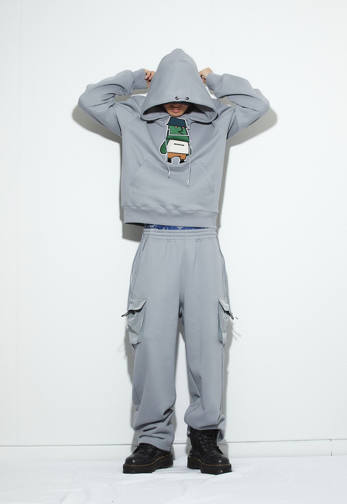 밀리밀리언(MILLIMILLION) COBBLESTONE STONIE HOODIE T09-GREY