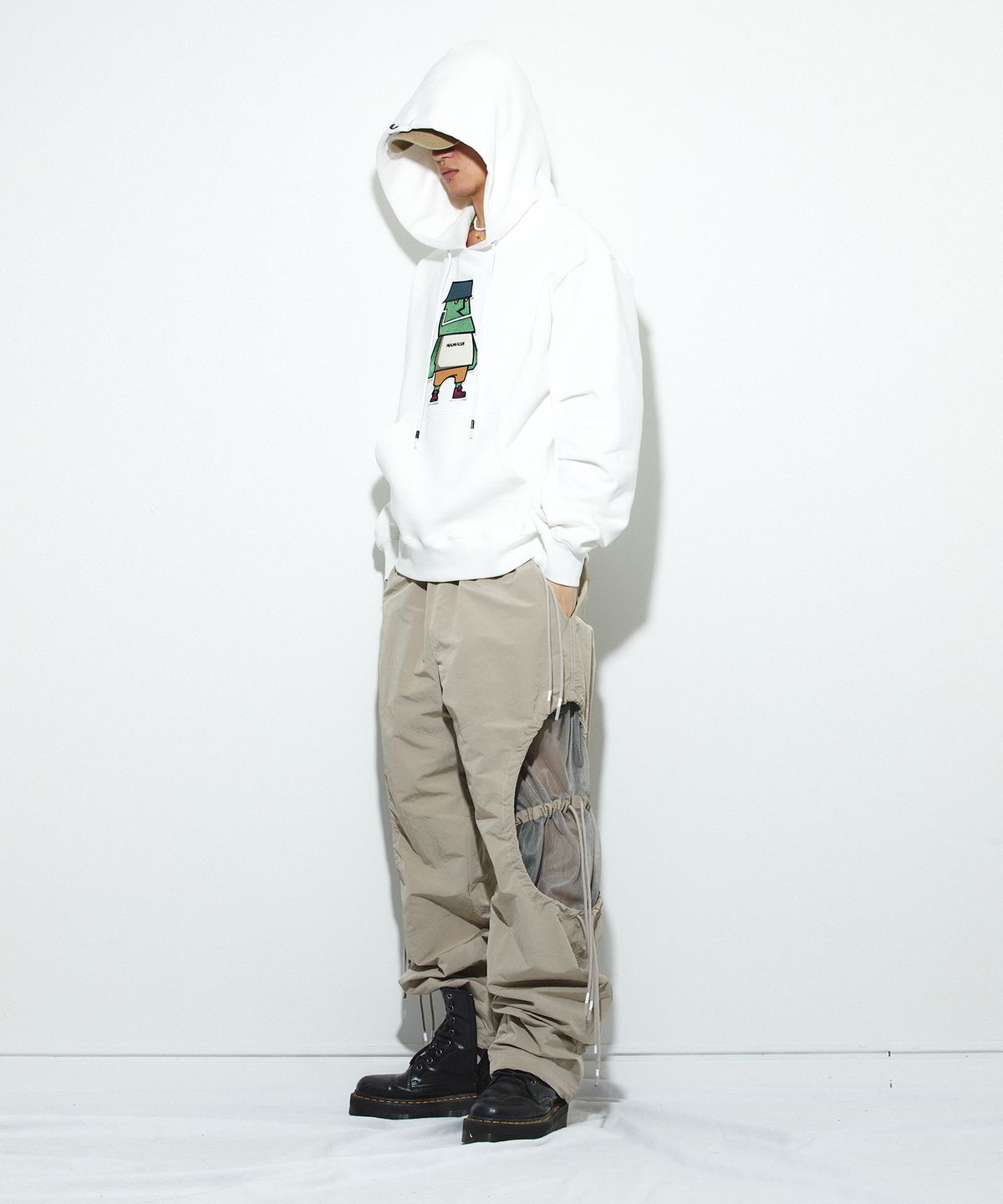 밀리밀리언(MILLIMILLION) COBBLESTONE STONIE HOODIE T09-WHITE