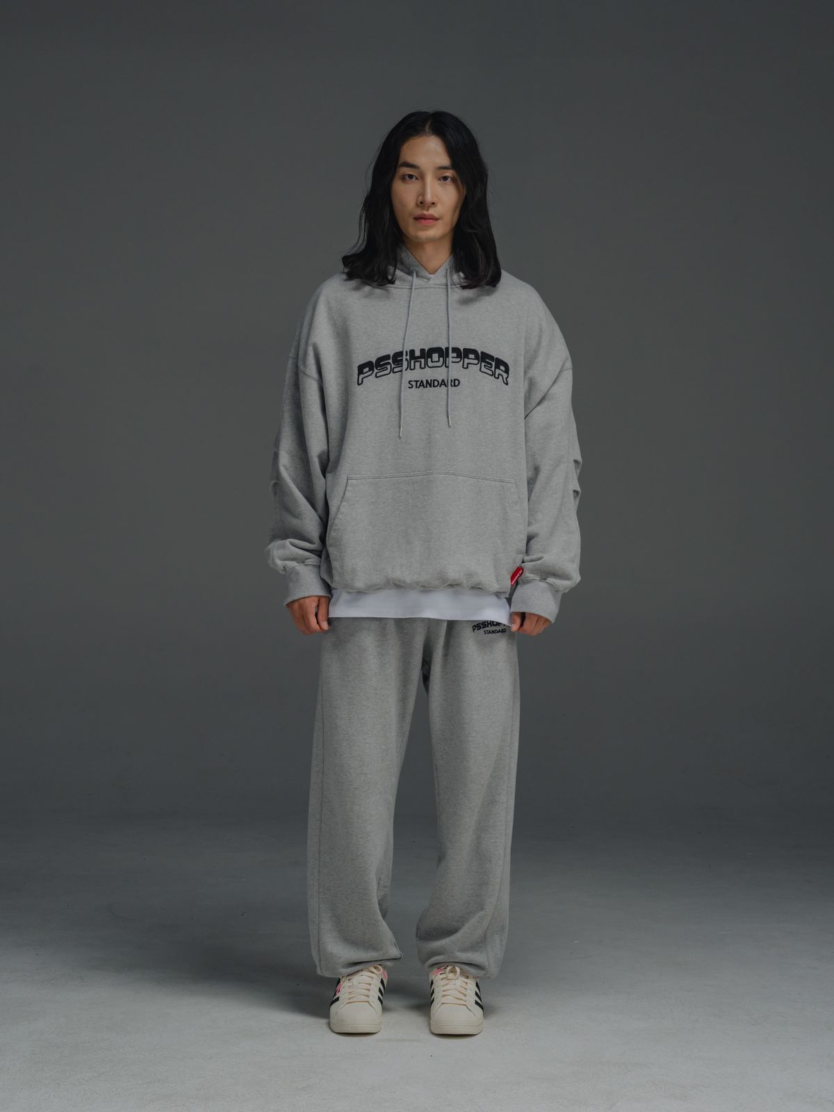 피에스쇼퍼(PSSHOPPER) 오리지널 로고 워싱 조거팬츠 [그레이]
