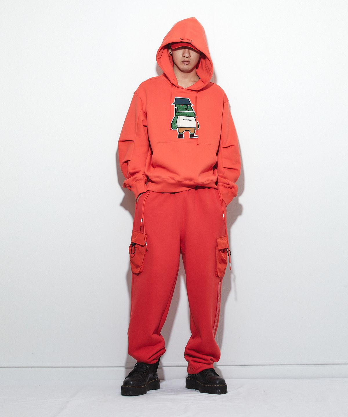 밀리밀리언(MILLIMILLION) COBBLESTONE STONIE HOODIE T09-ORANGE