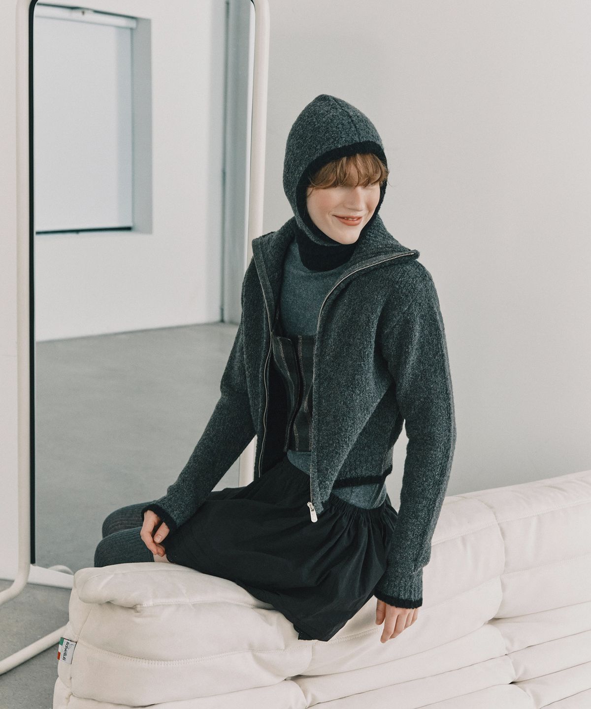 그로브(GROVE) GRVR SPORTS_니트 집업_CHARCOAL