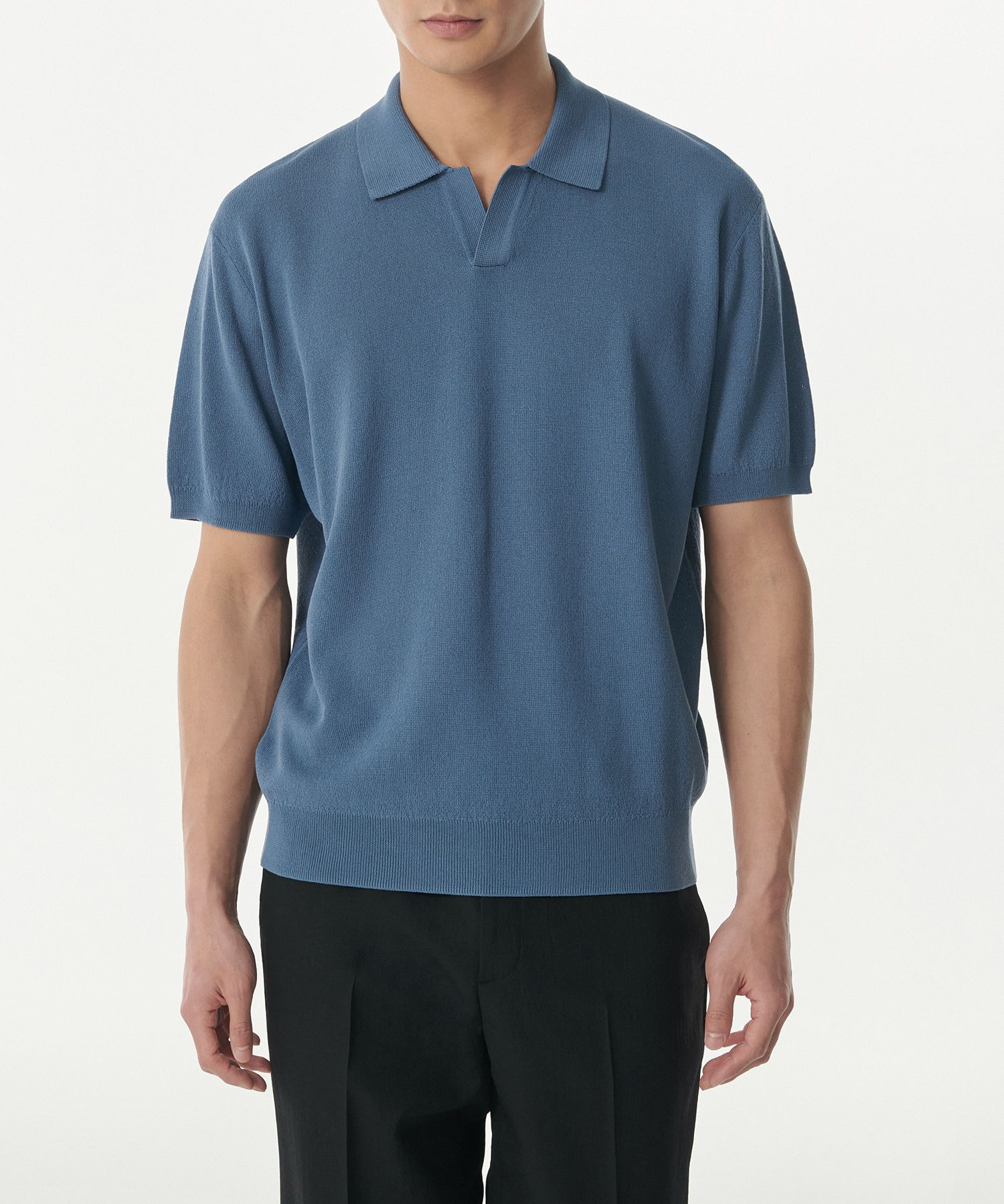 MUSINSA | MUSINSA STANDARD Cool Touch Slit Neck Knitted Polo Shirt