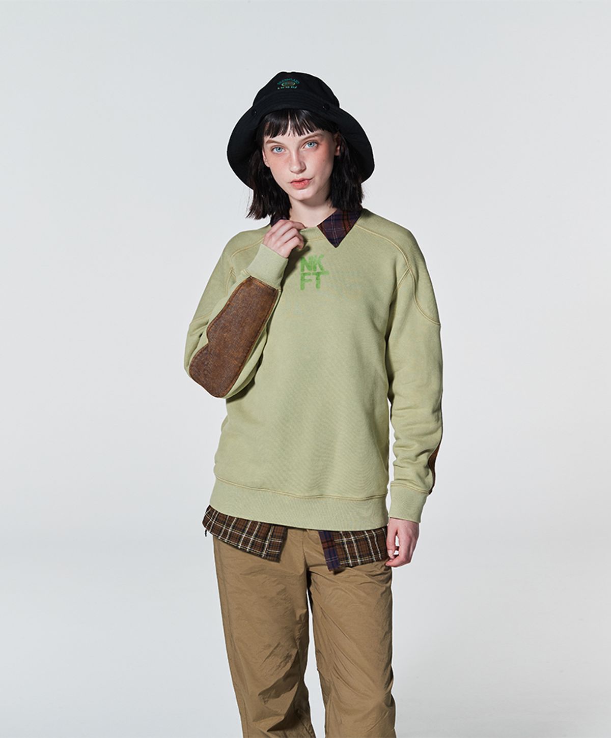누크피터(NUUKFITTER) TWO TONE DYEING SWEAT SHIRT [LIGHT KHAKI]