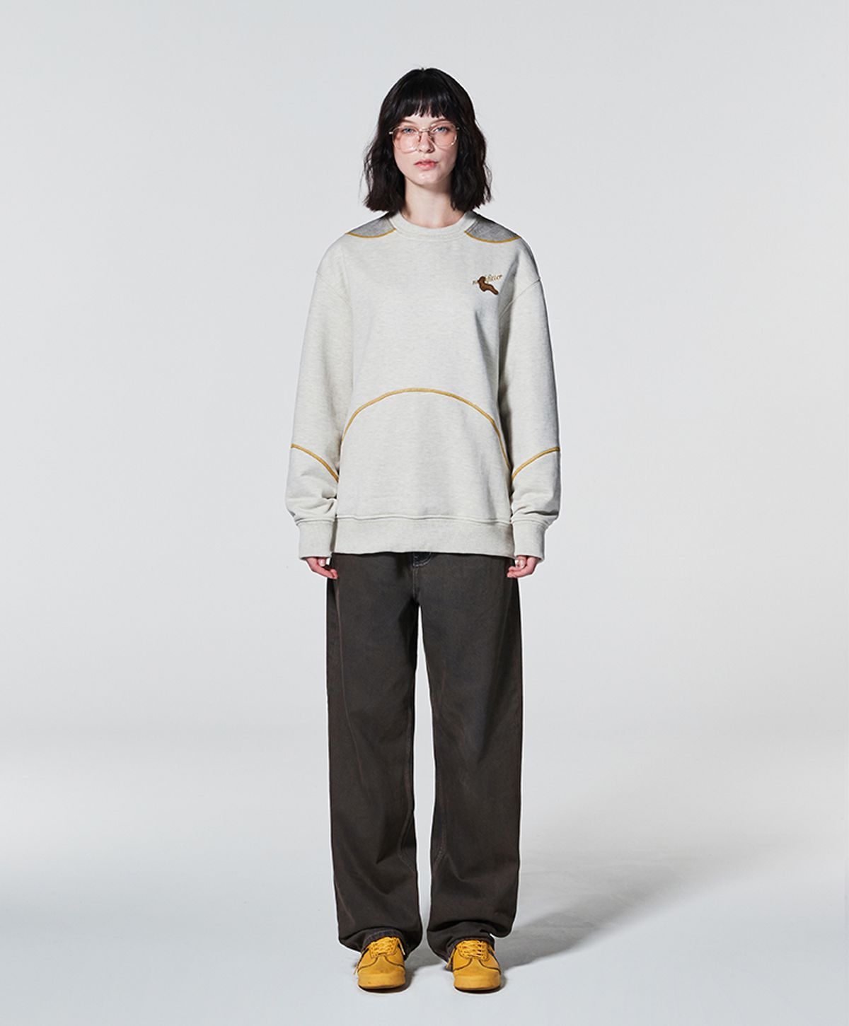 누크피터(NUUKFITTER) COLOR PATCH WINTER SWEAT SHIRT [OATMEAL]