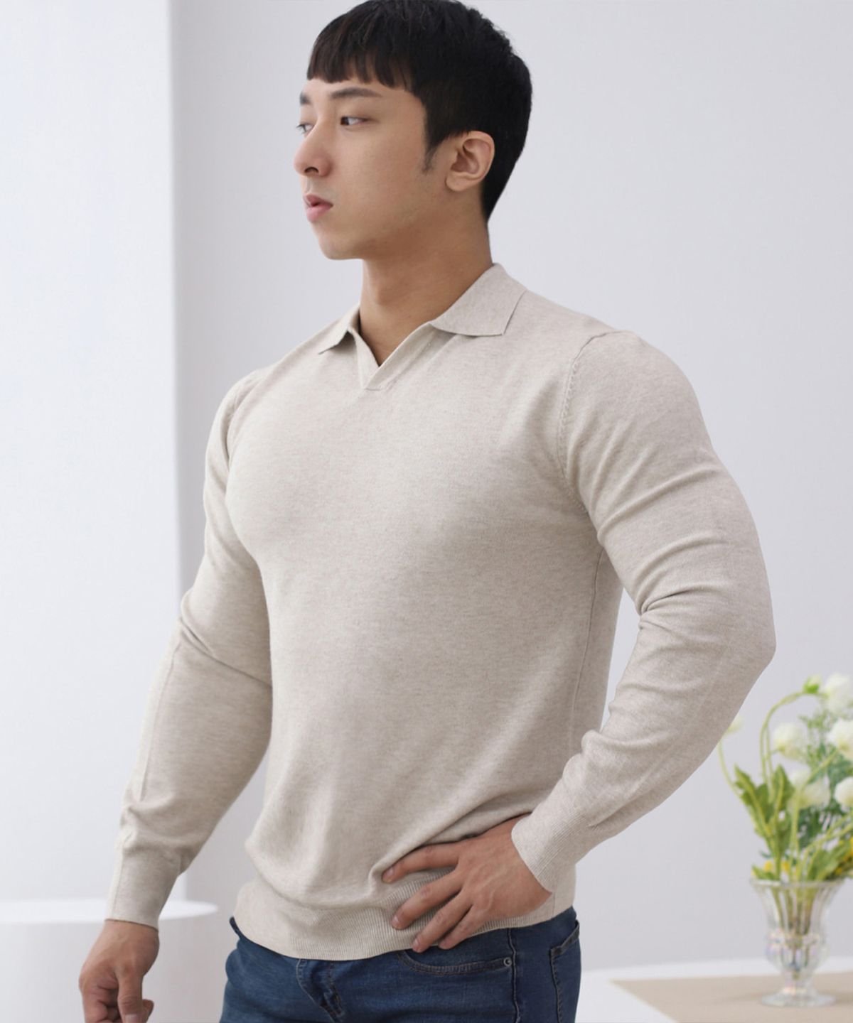 보스트핏(BOASTFIT) 부드러운 머슬핏 오픈카라넥 긴팔 니트