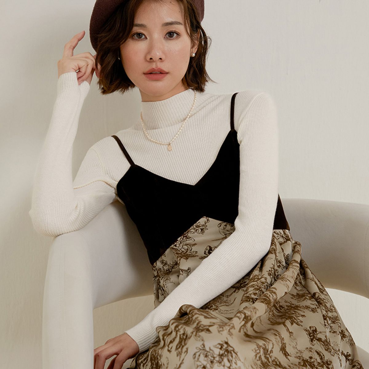 랭썬(LANGSON) LS_Maple velvet stitched dress