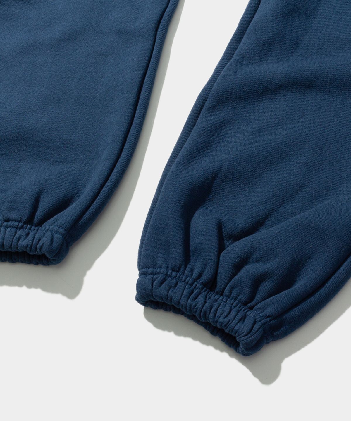 스탠드먼츠(STANDMENTS) COMFY SWEATPANTS NAVY