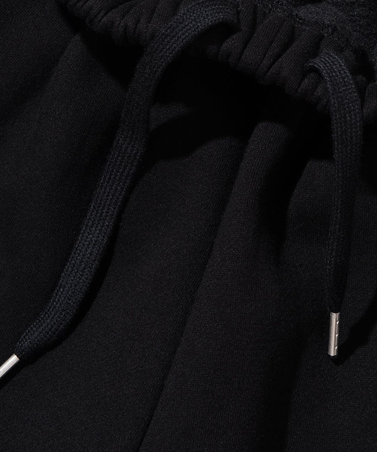 스탠드먼츠(STANDMENTS) COMFY SWEATPANTS BLACK