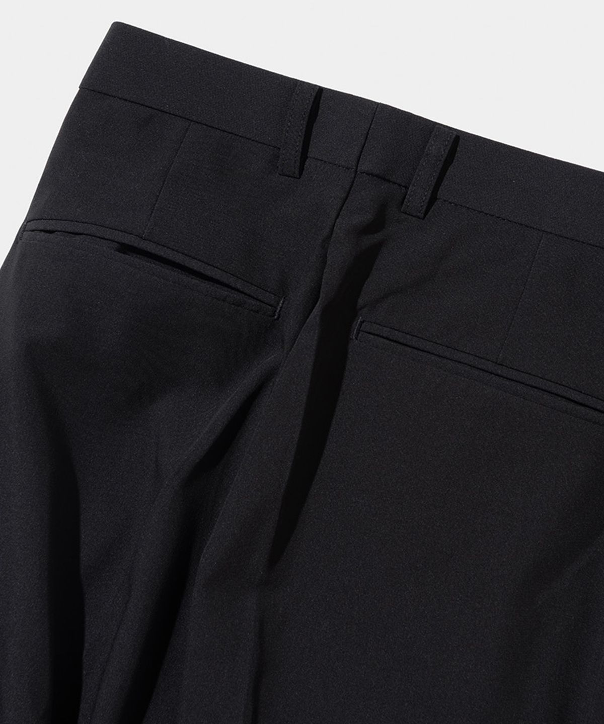 스탠드먼츠(STANDMENTS) COMFORT WIDE TROUSERS BLACK
