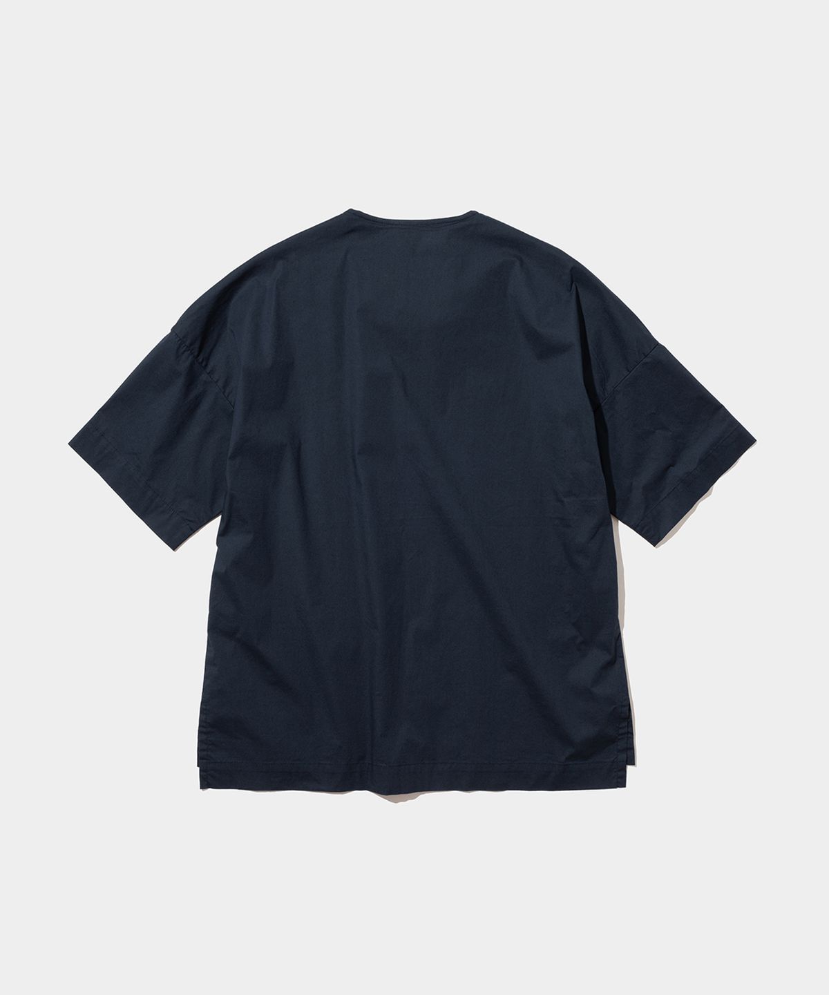 스탠드먼츠(STANDMENTS) WOVEN T-SHIRT NAVY