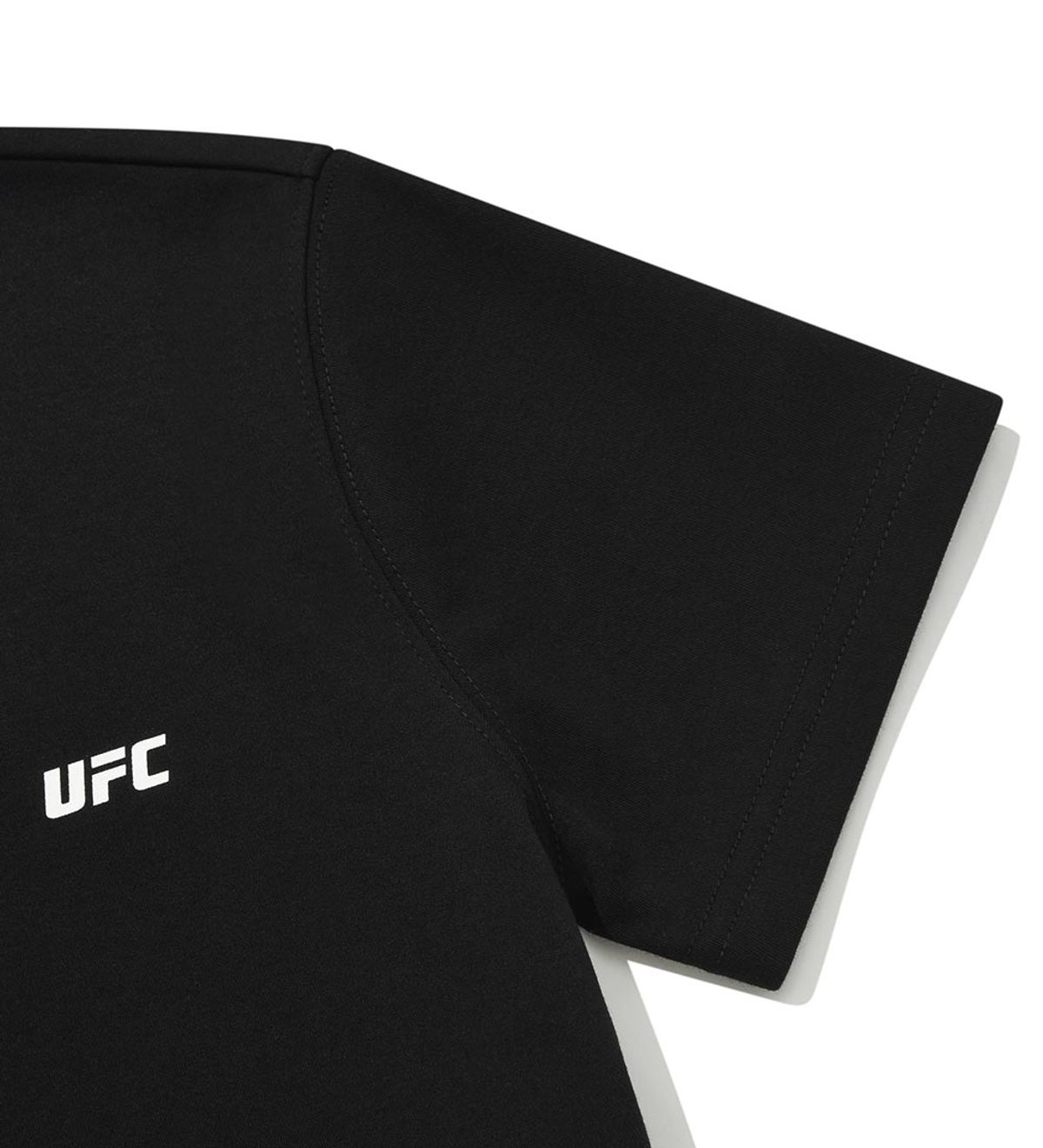 유에프씨 스포츠(UFC SPORT) UFC 우먼스 피지컬 크롭핏 반팔 티셔츠 블랙 U2SSW2233BK