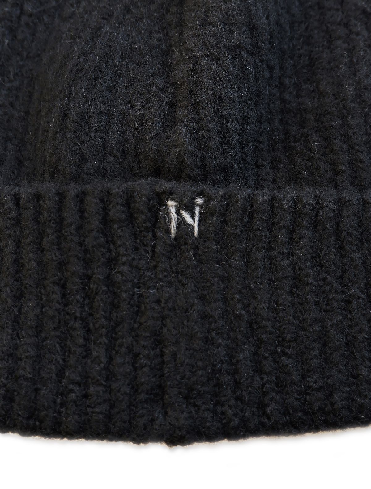 노우트(NOUGHT) 000 핸드 스티치 비니 / 블랙