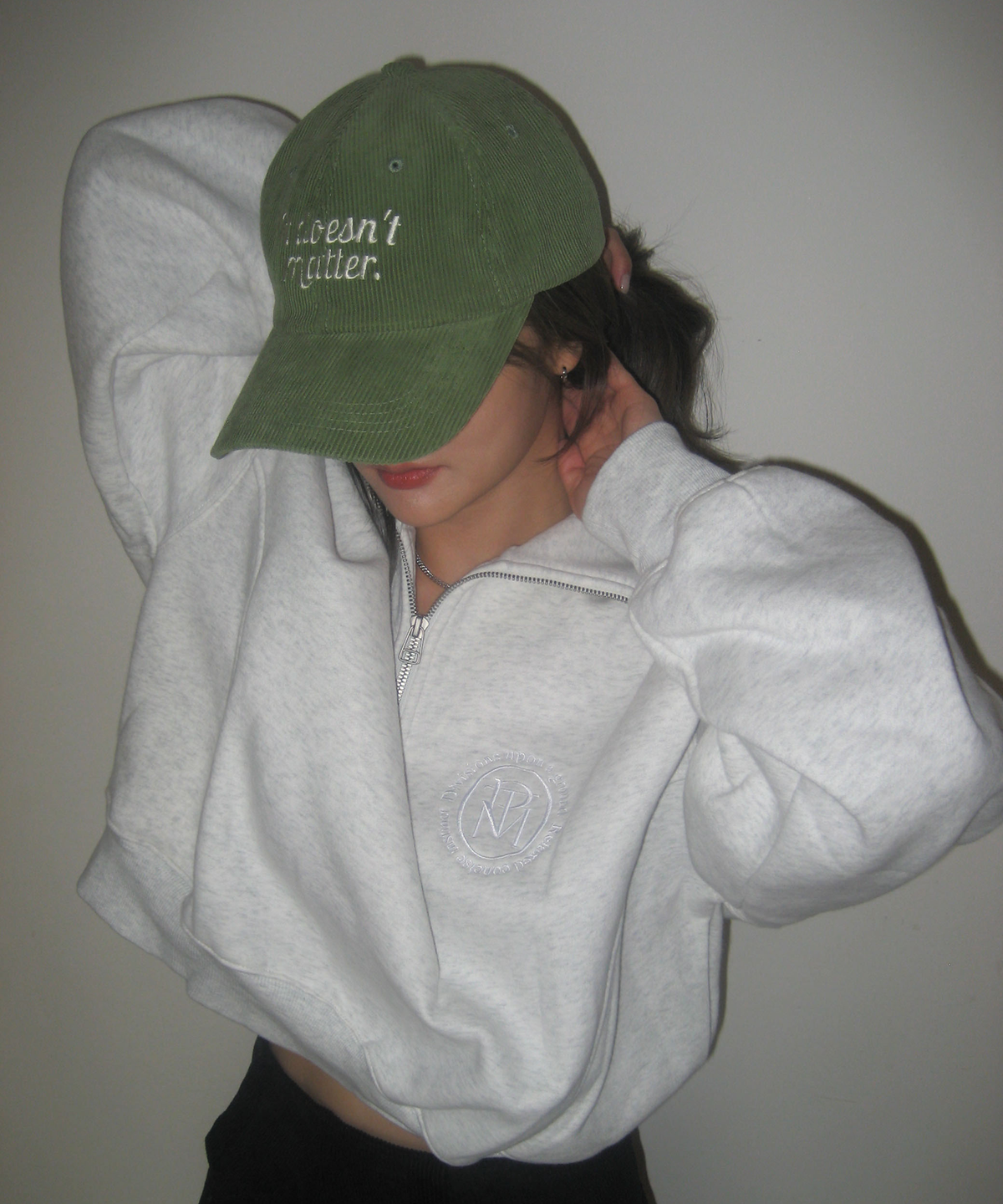 잇더즌매터(IT DOESN'T MATTER) Corduroy logo ball cap (Green)