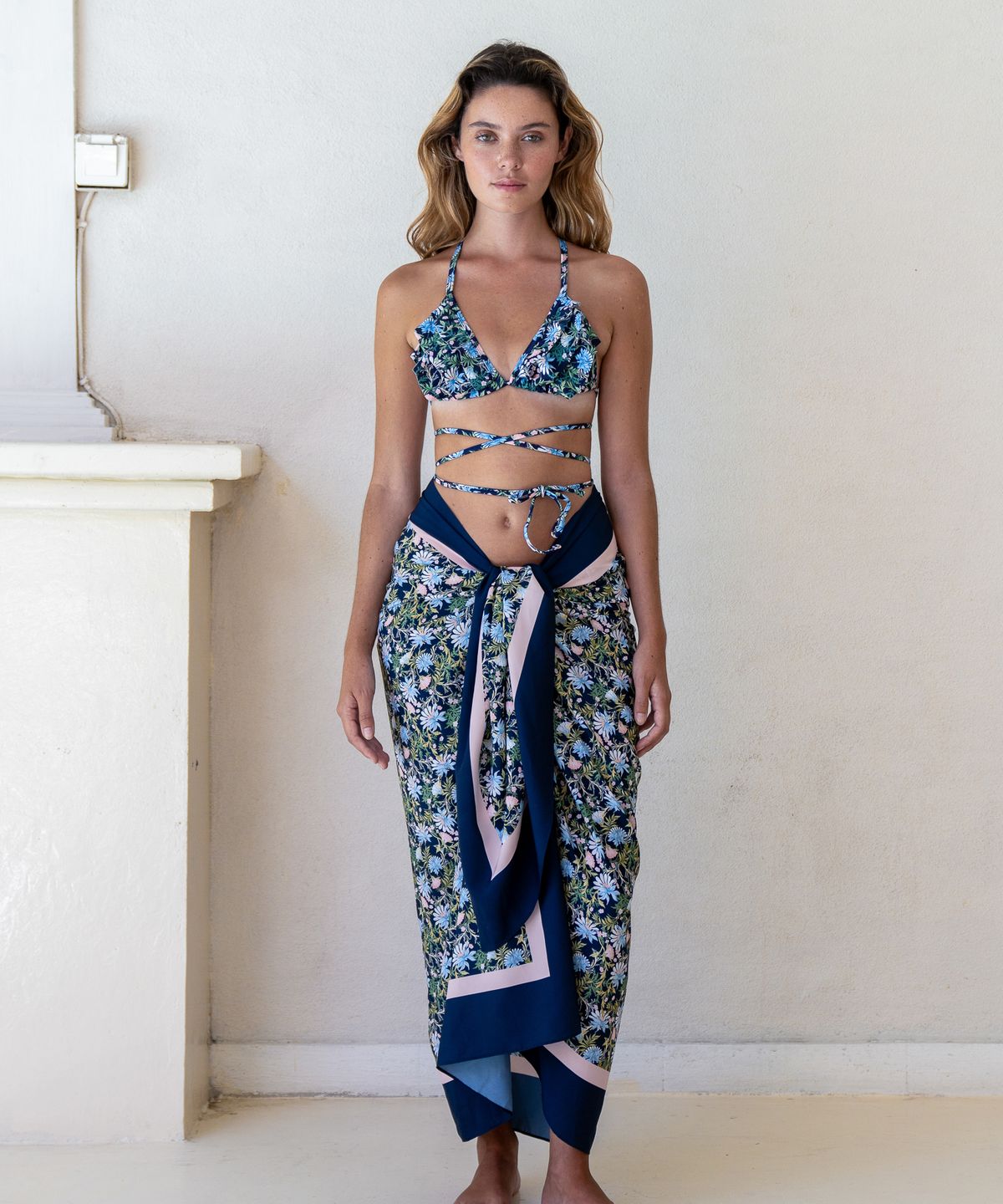 로에(LEAUET) Morgan Floral Bikini + Maxi Sarong SET (3pcs) 2colors