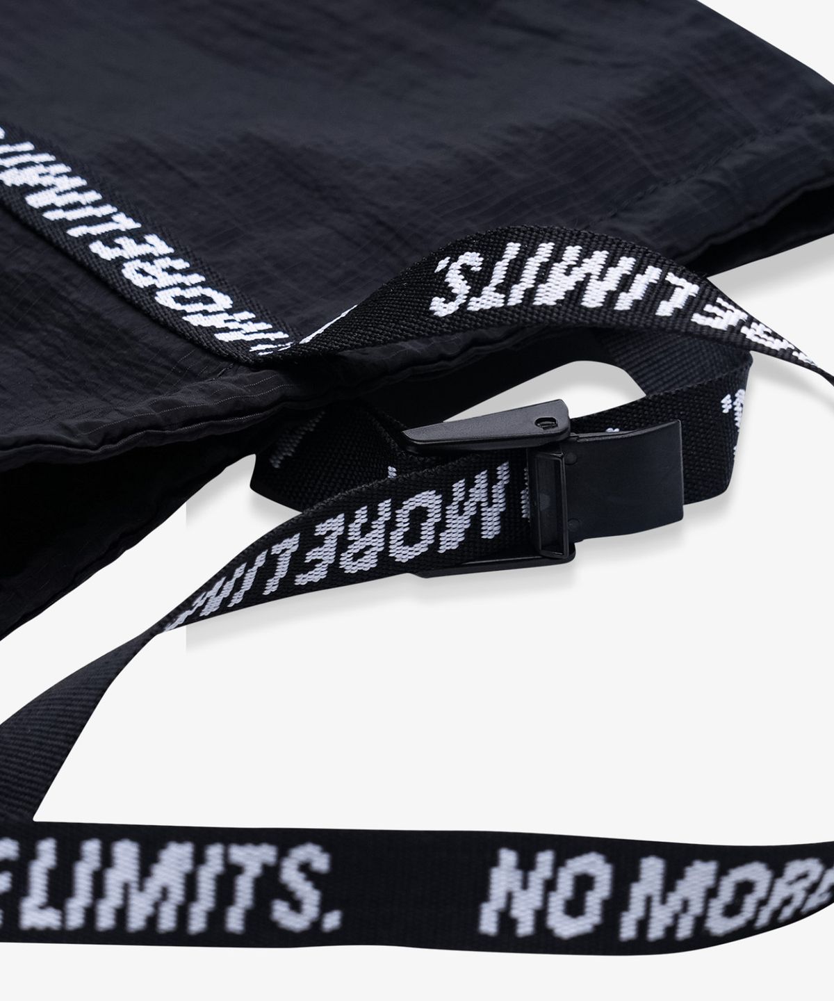 원알엠(ONERM) 무브먼트 스포츠 슬링 백 Black