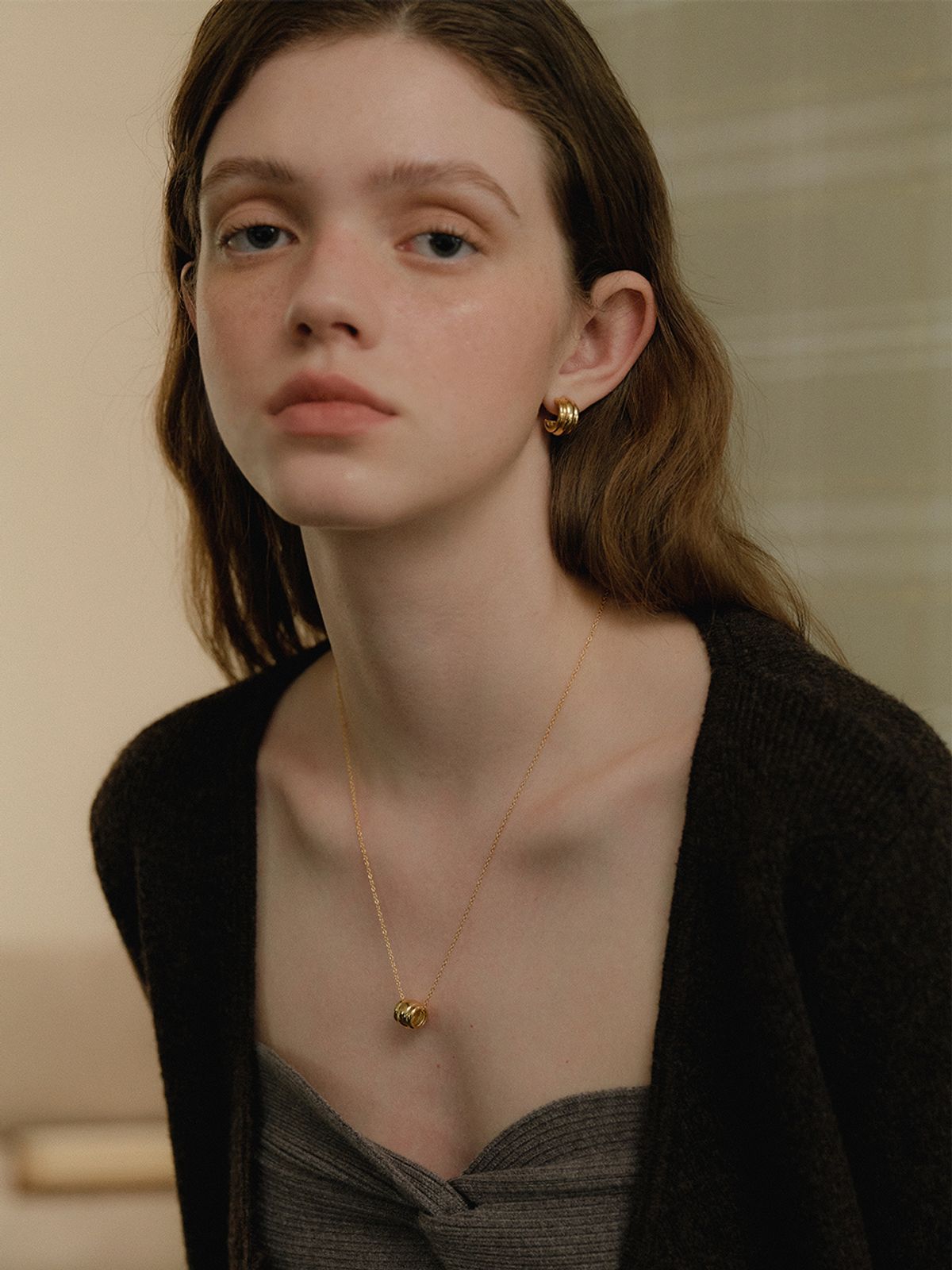 리엔느와르(leeENoir) Round Hoop Necklace (2color)