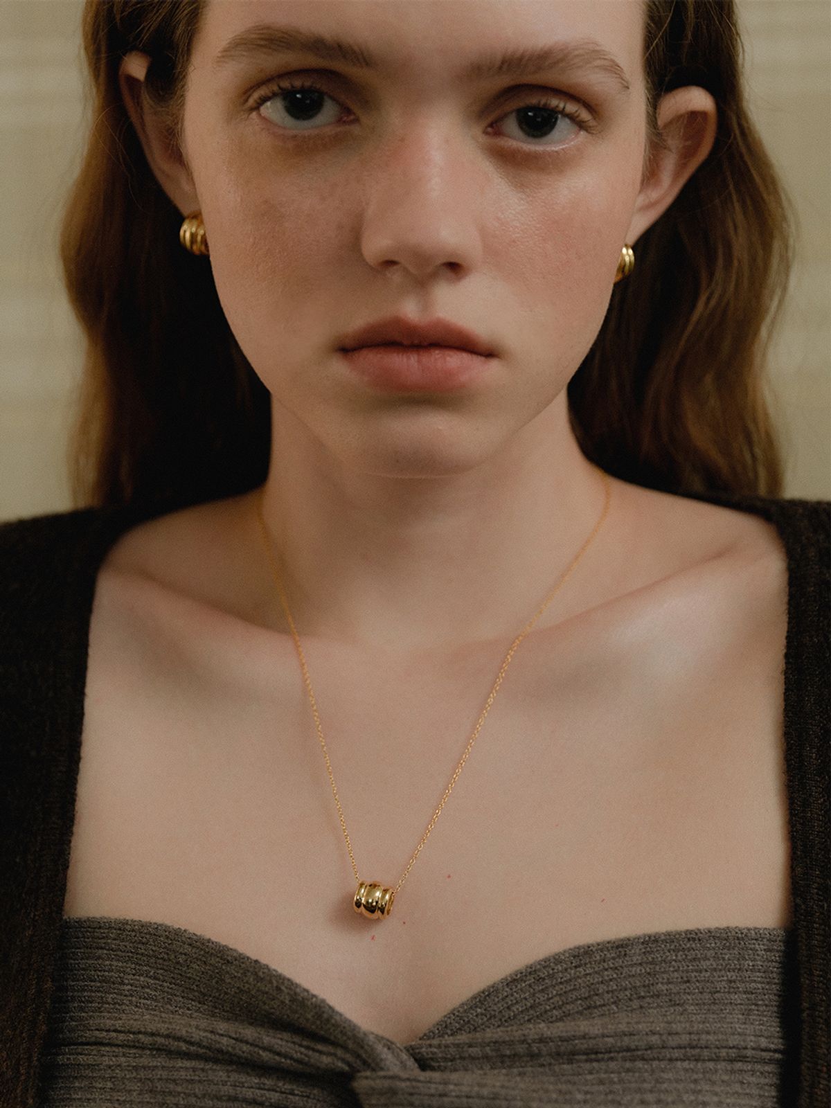 리엔느와르(leeENoir) Round Hoop Necklace (2color)