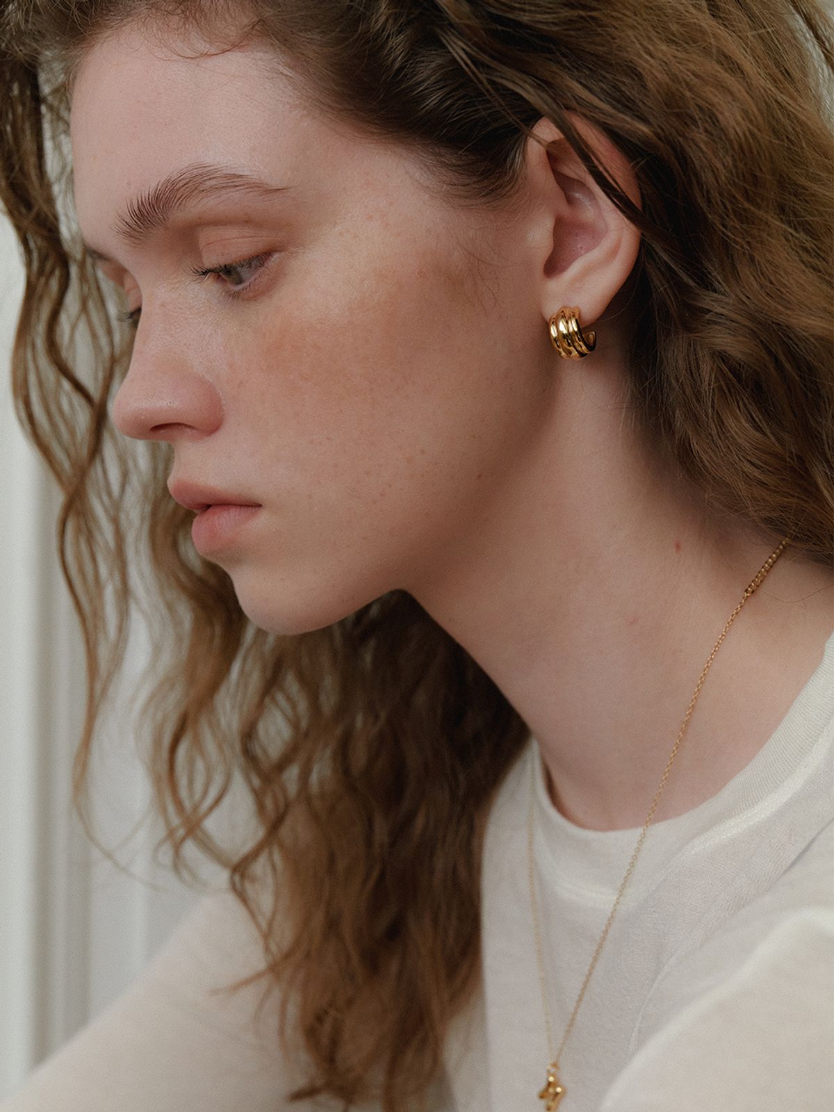 리엔느와르(leeENoir) Round Hoop Earring (2color)