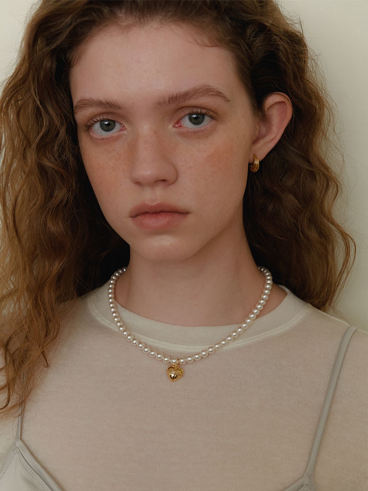 리엔느와르(leeENoir) Volume Heart Pearl Necklace (6mm)(2color)