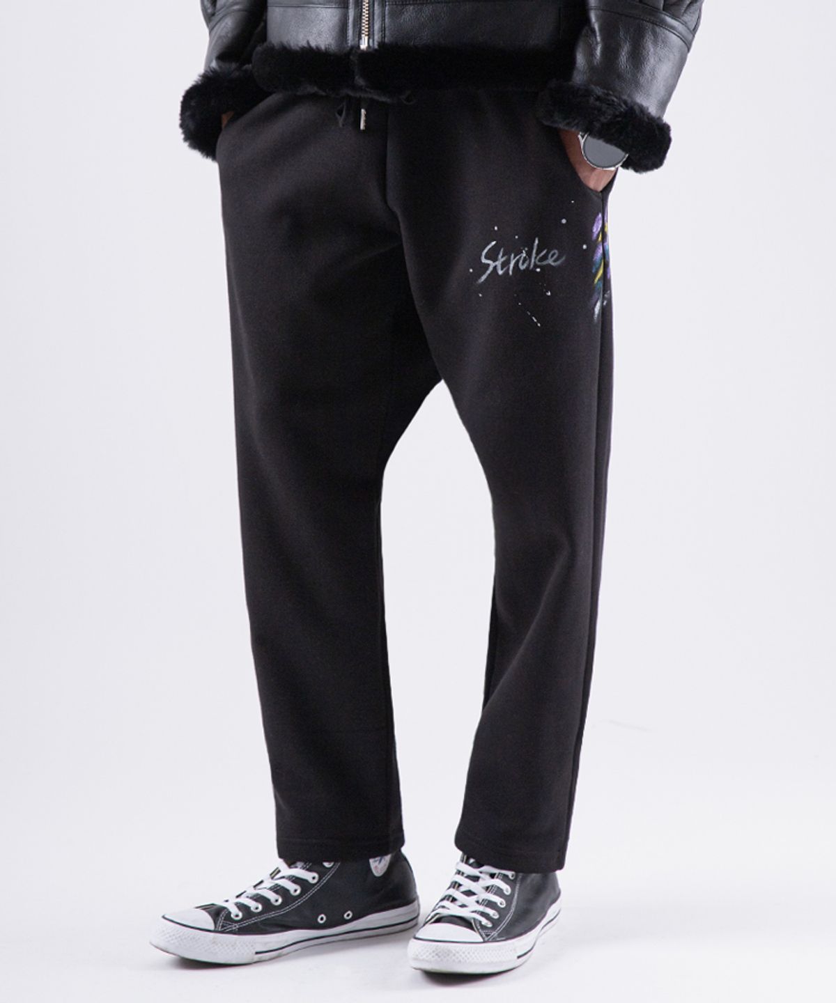 스트라이크(STRIKE) Artwork Cotton Relaxed Pants (BLACK)