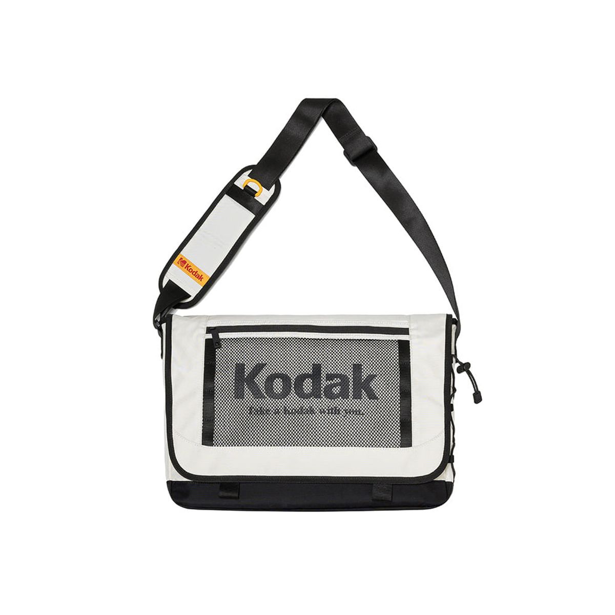 코닥(KODAK) 파운디 라지 메신저백 IVORY