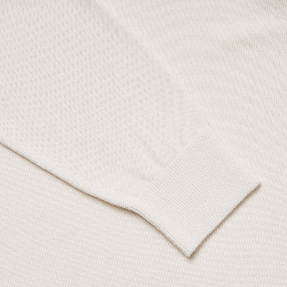 베르노(VERNO) [Casual] mock-neck knit Ivory