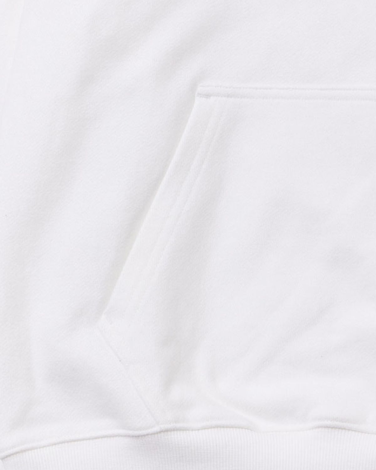 더뮤지엄비지터(THEMUSEUMVISITOR) TV HEART LOGO HOODY (WHITE)
